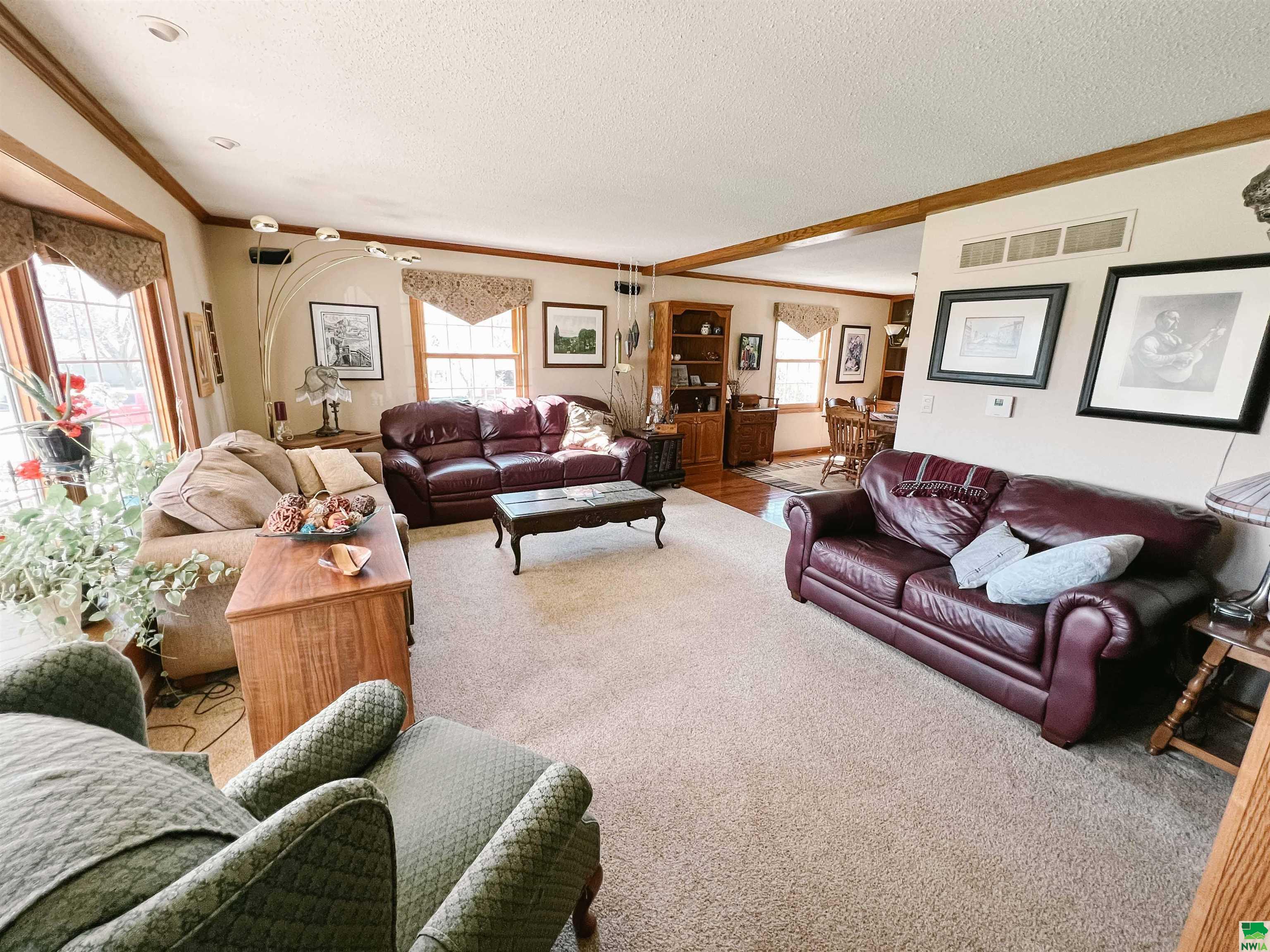 MLS #824425