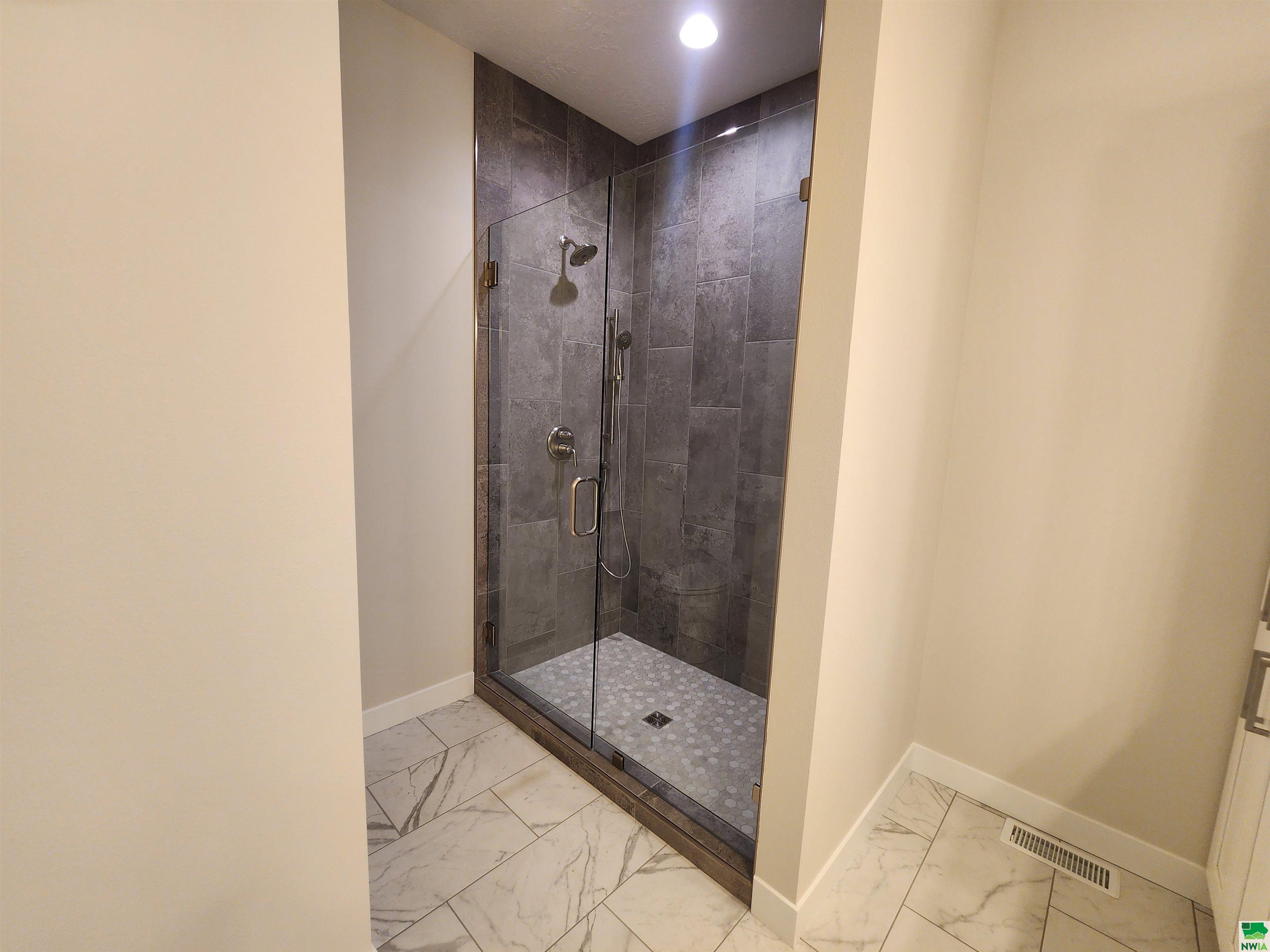 MLS #824468