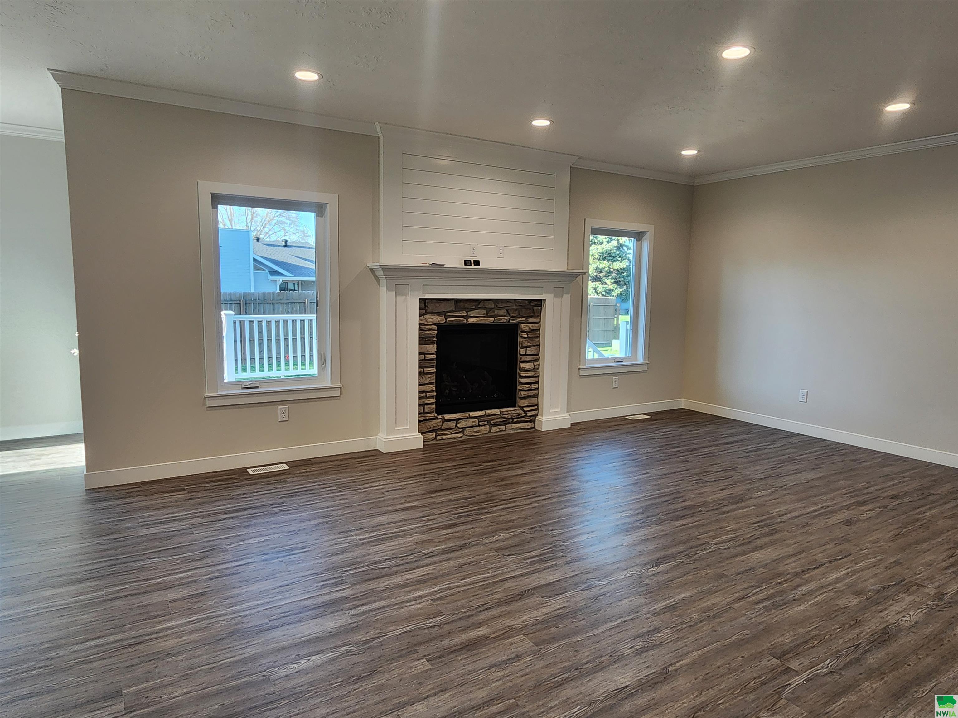 MLS #824468