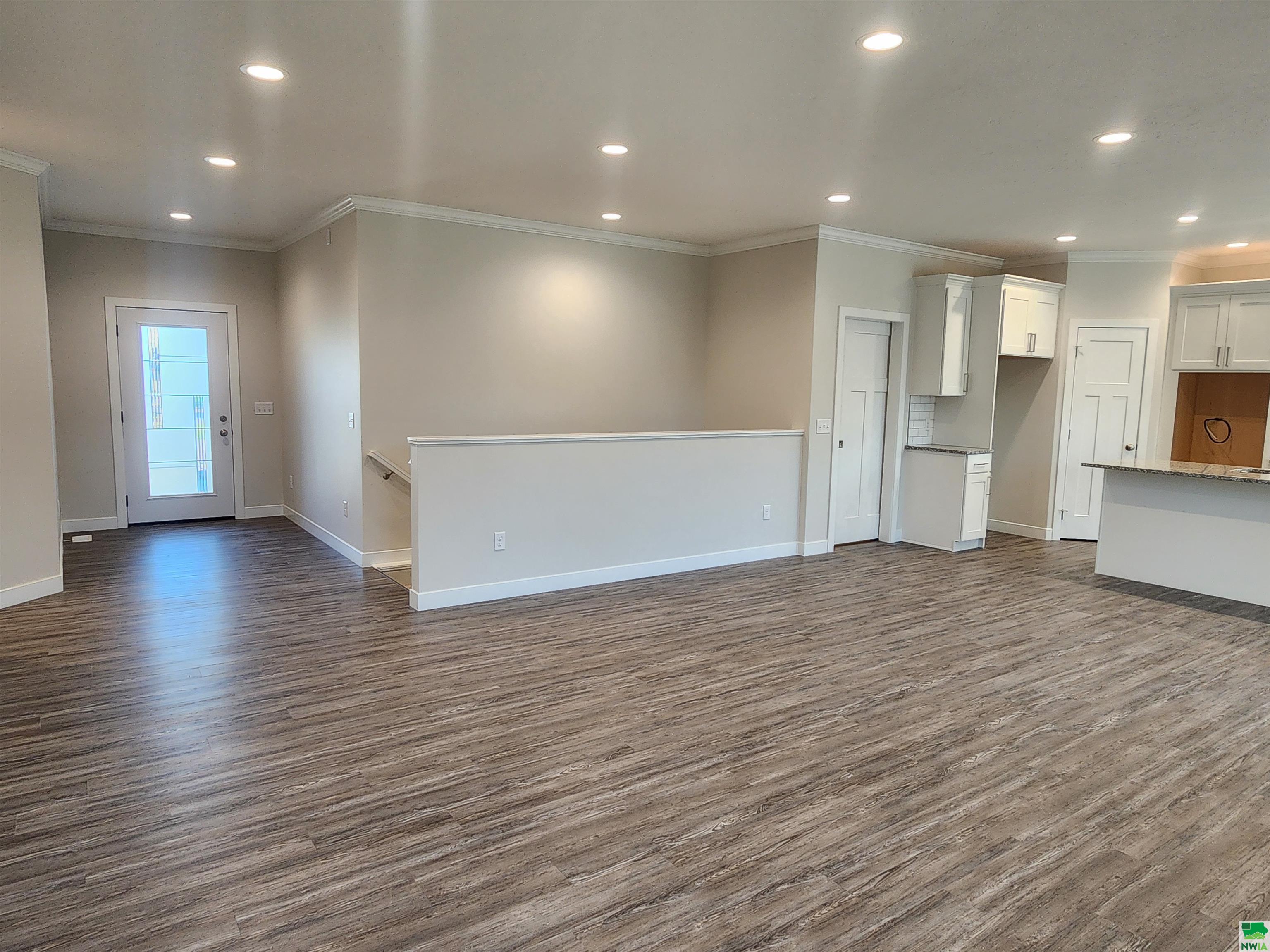 MLS #824468
