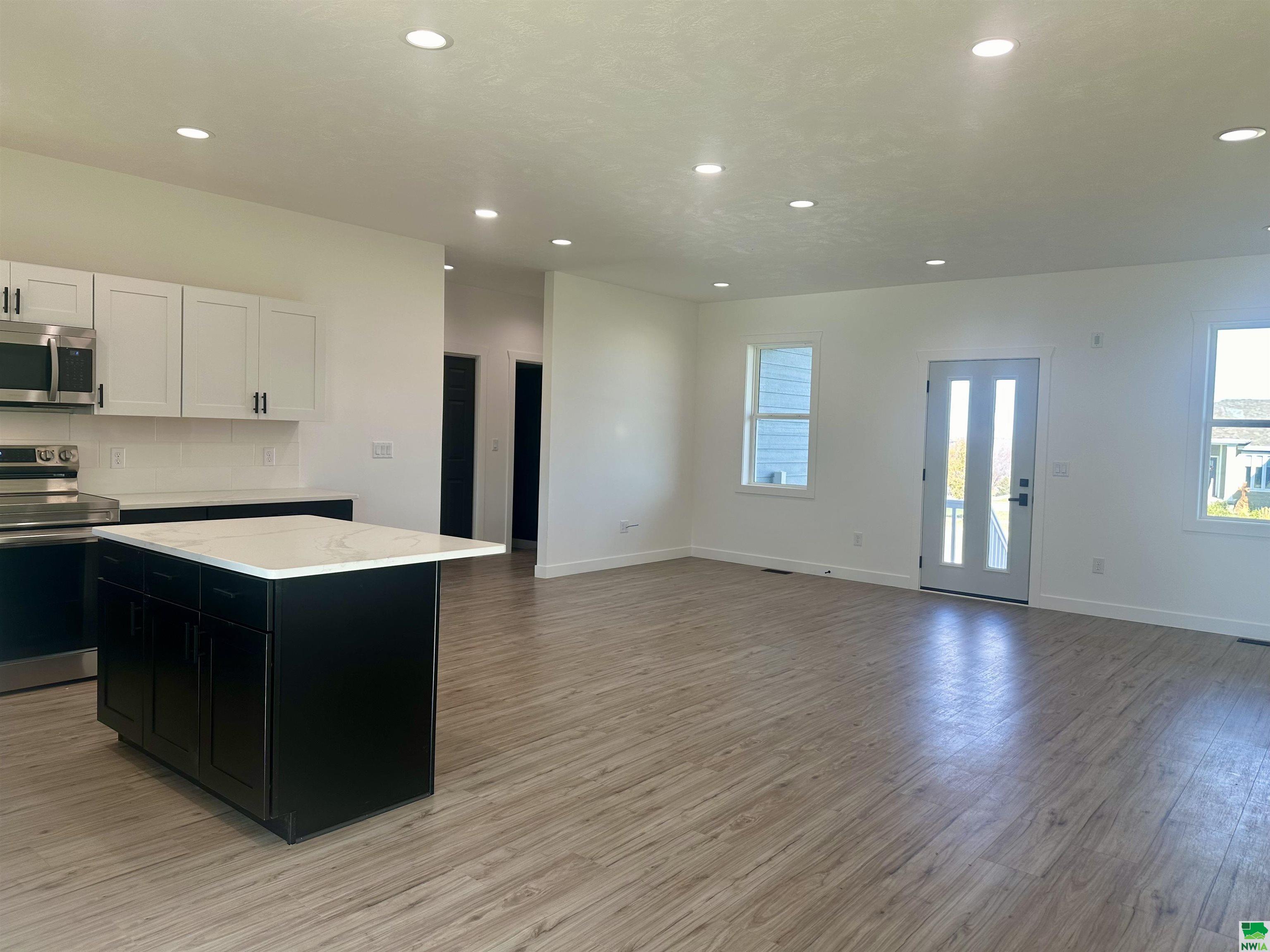 MLS #824525
