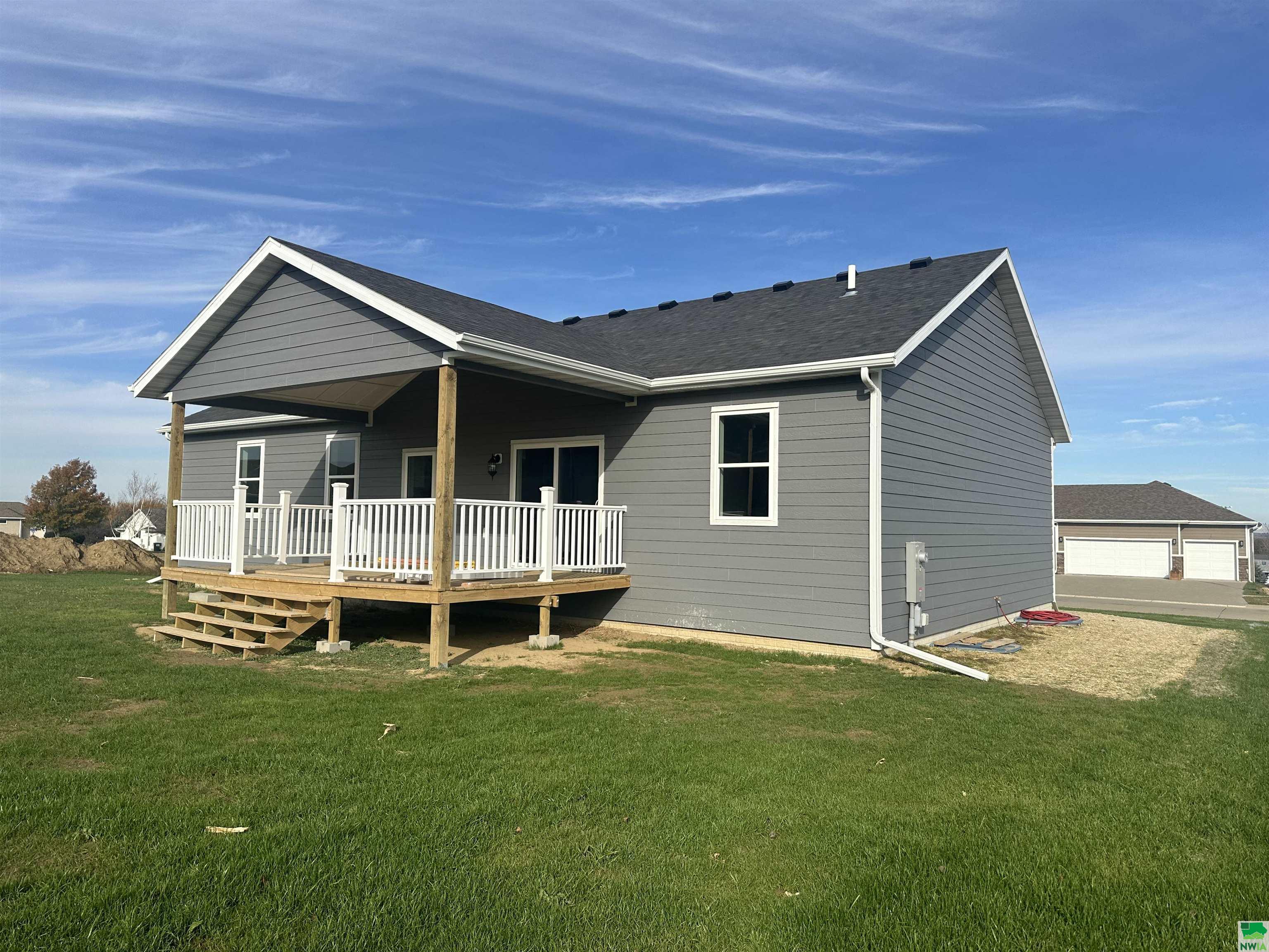 MLS #824525