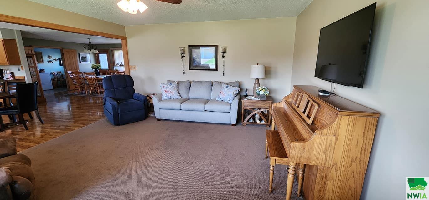 MLS #824530
