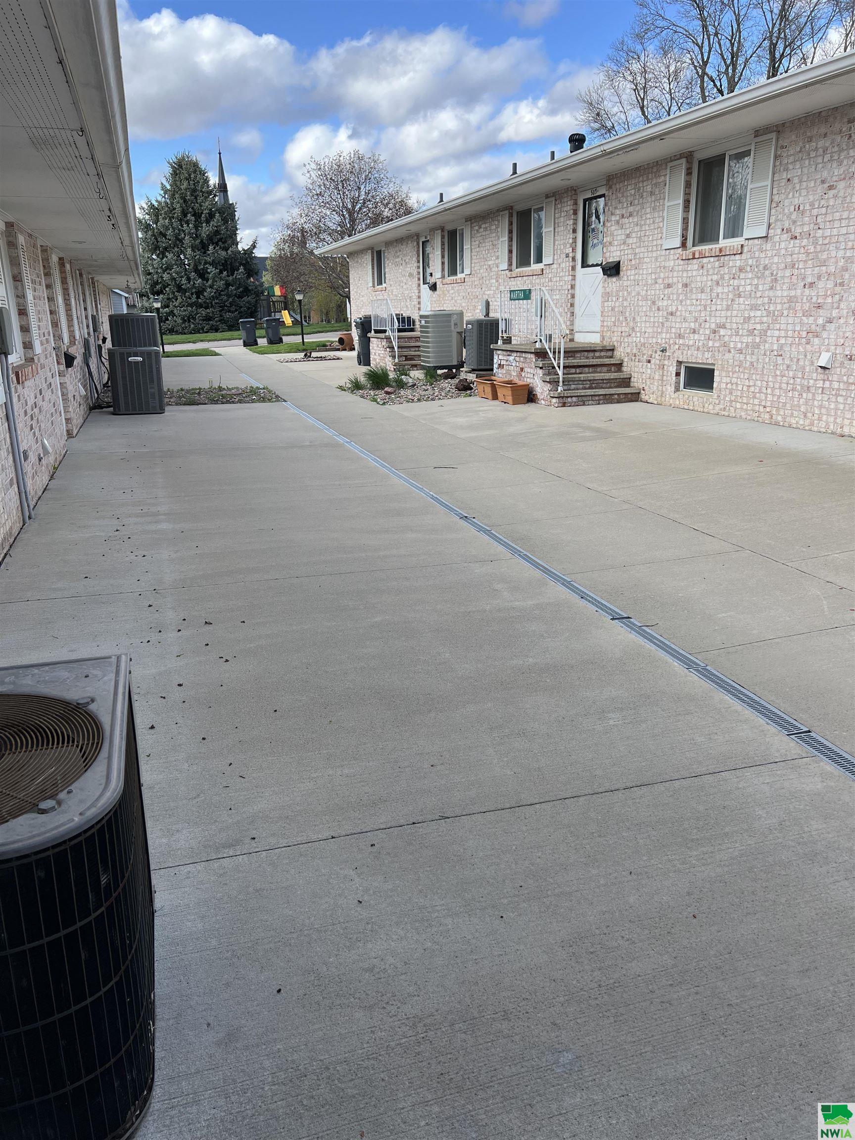 MLS #824573