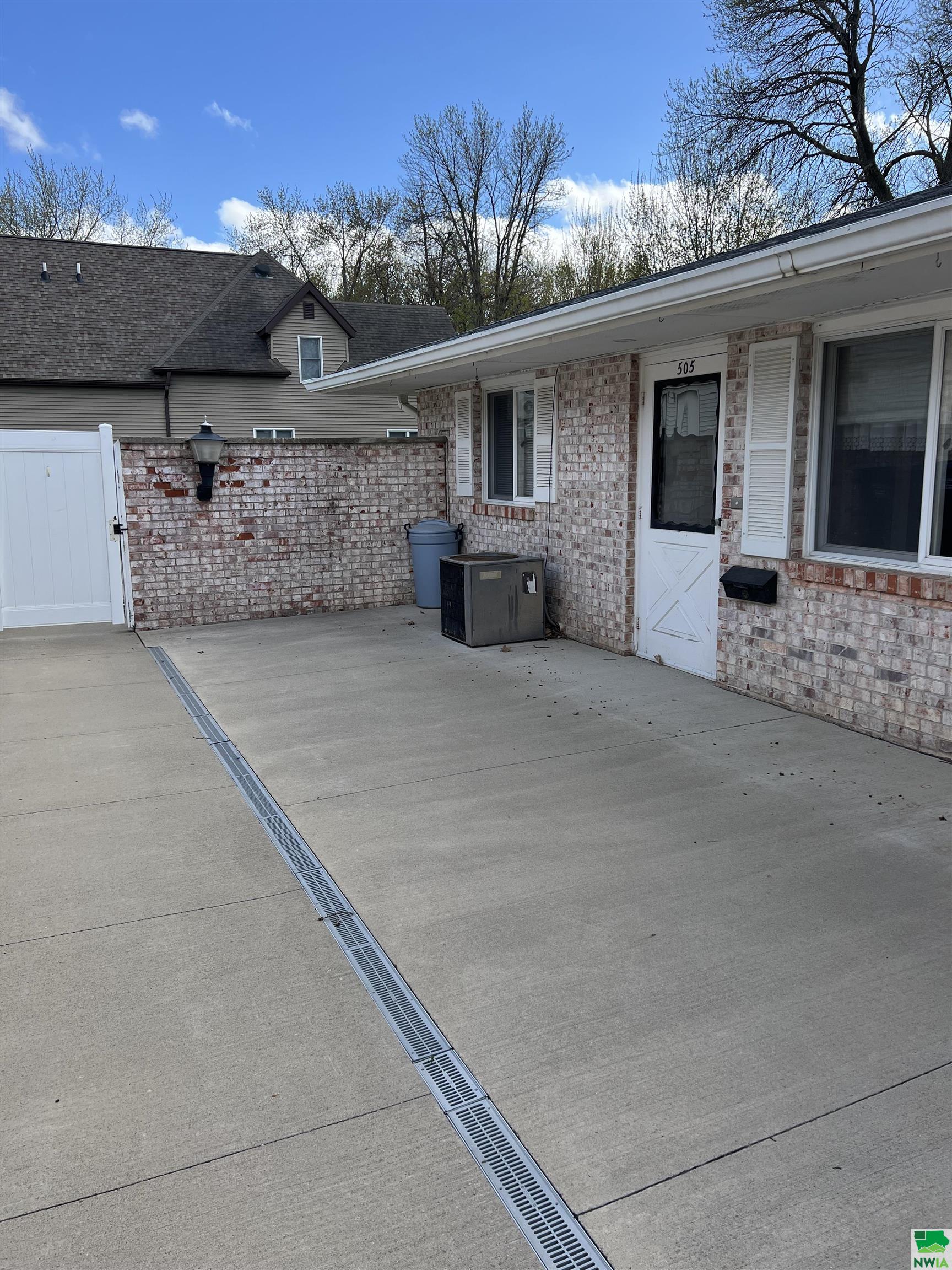 MLS #824573