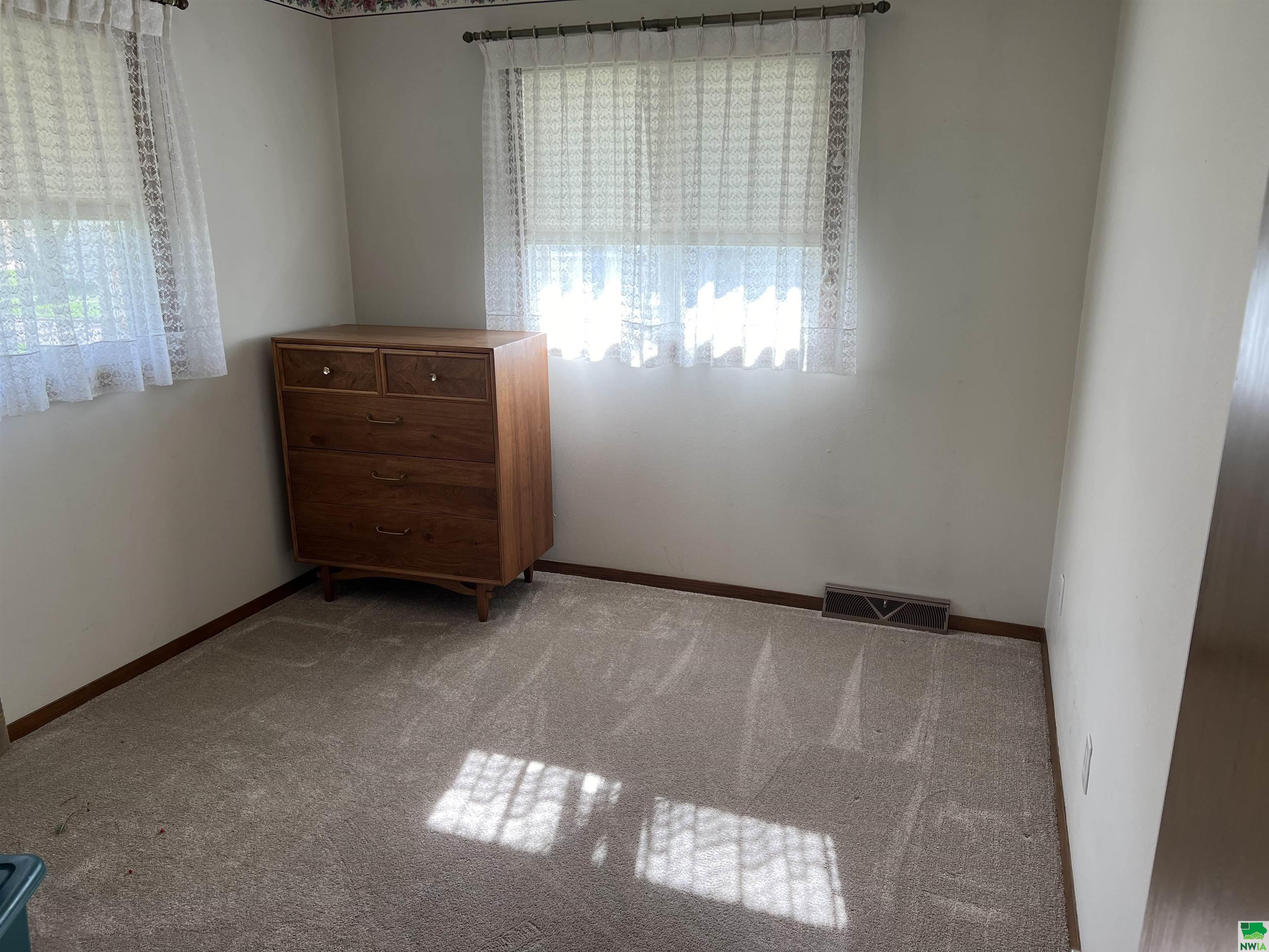 MLS #824573