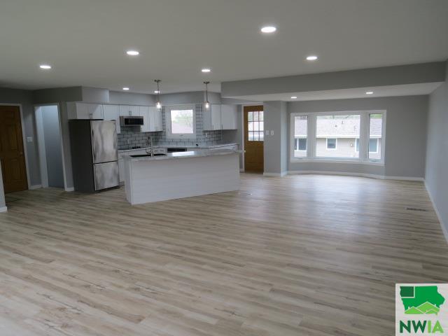 MLS #824609