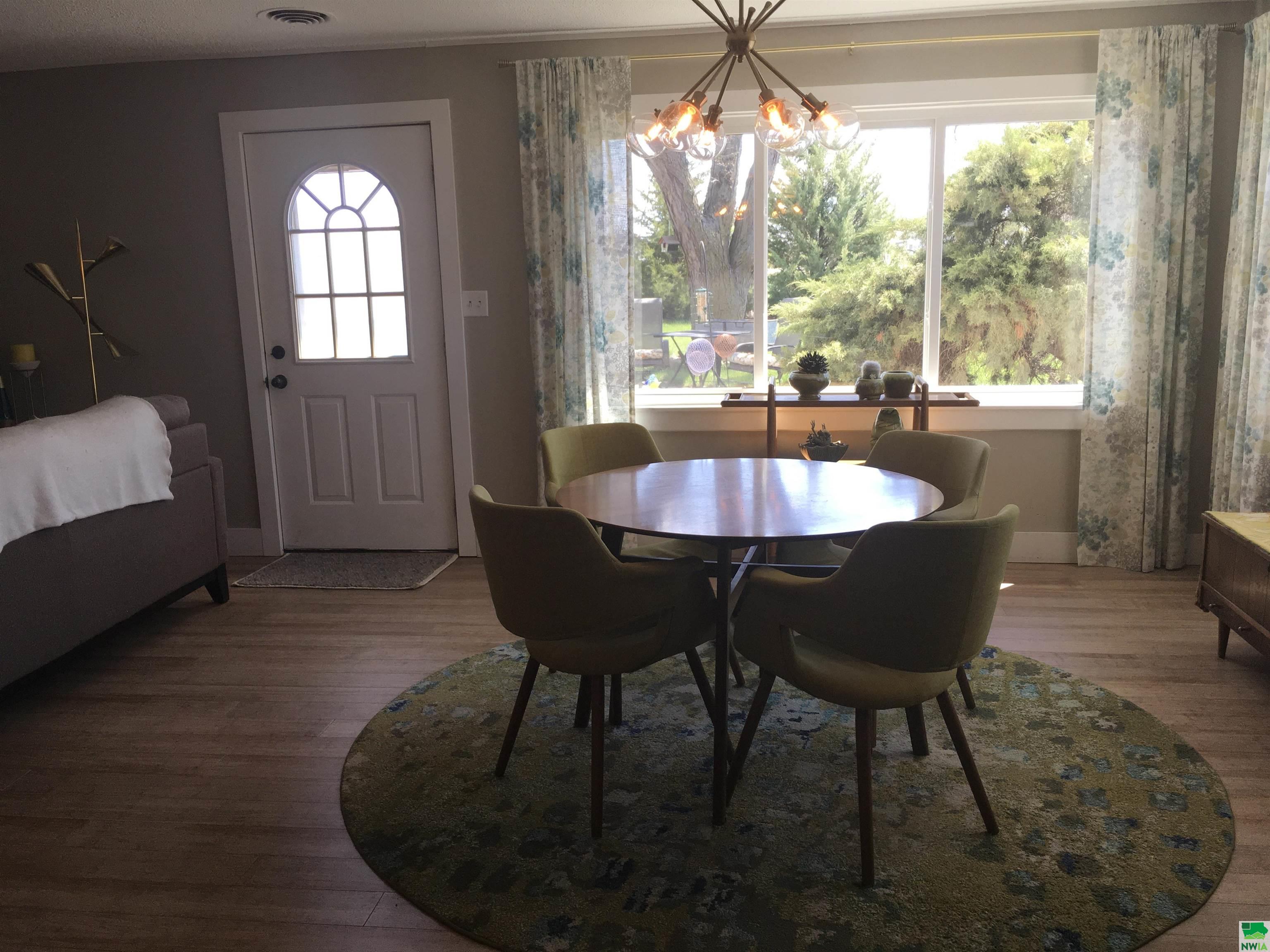 MLS #824669