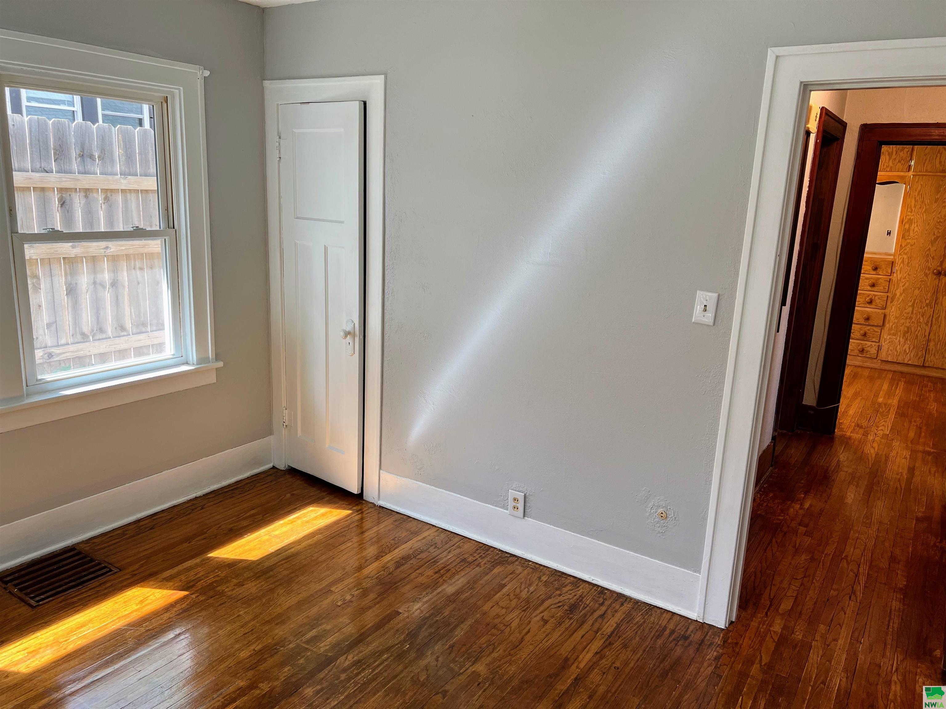 MLS #824677
