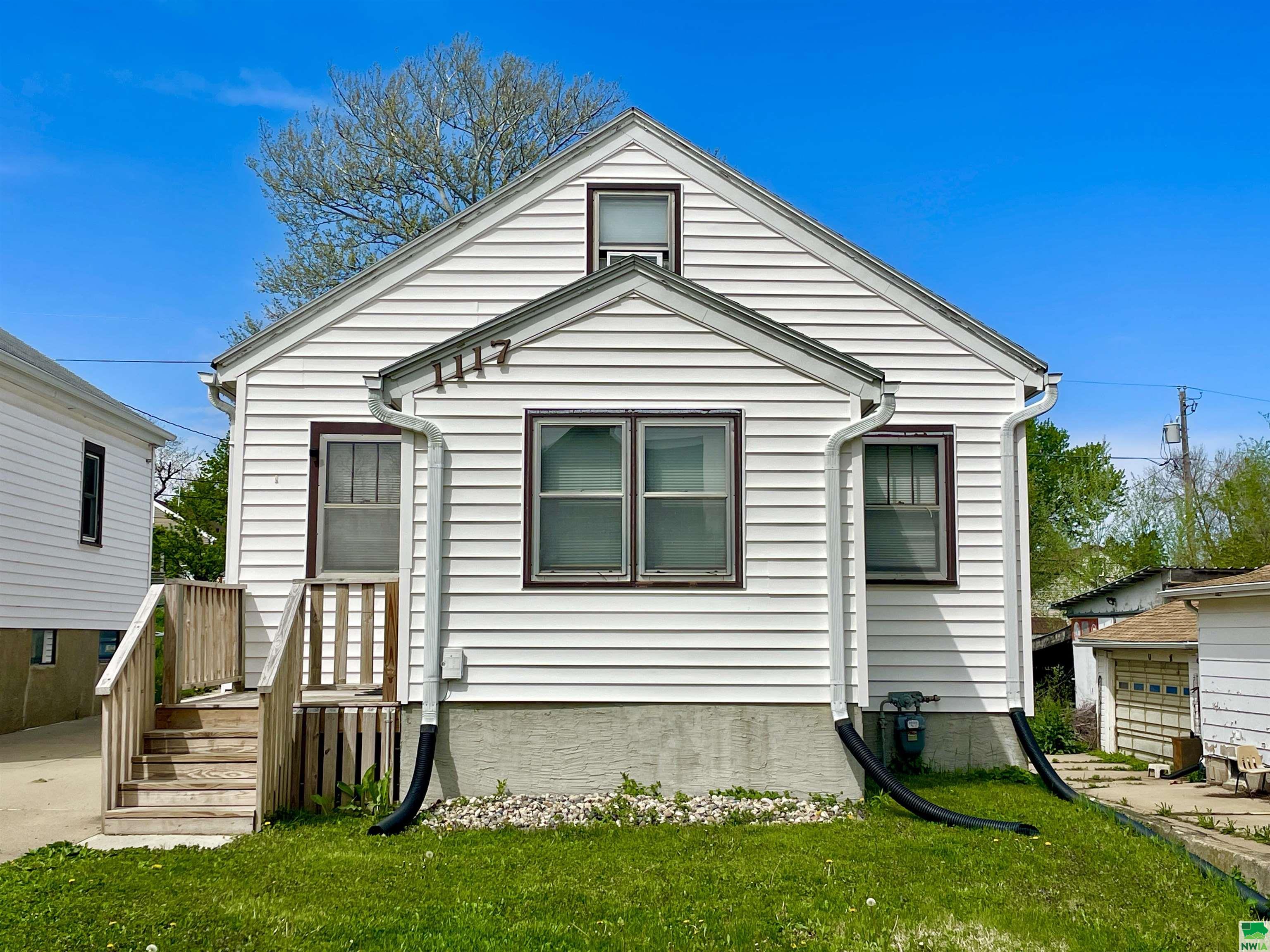 MLS #824700