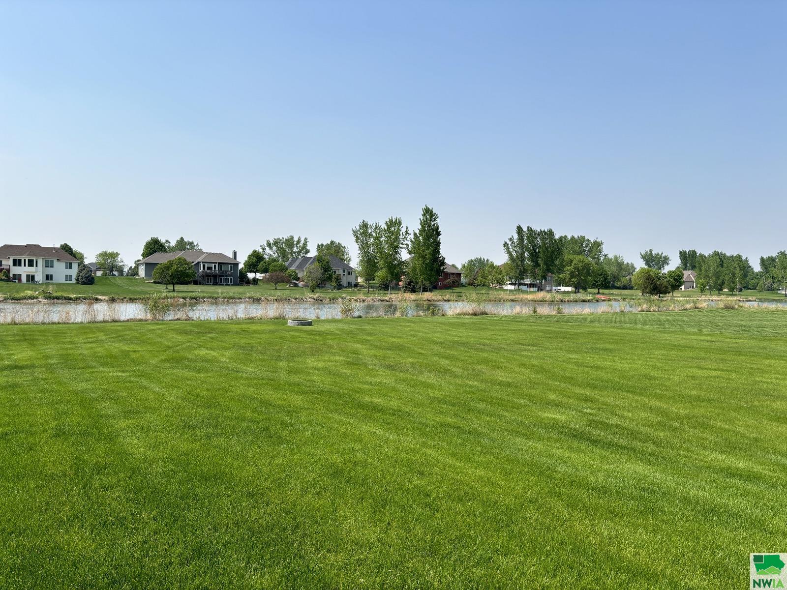 MLS #824740