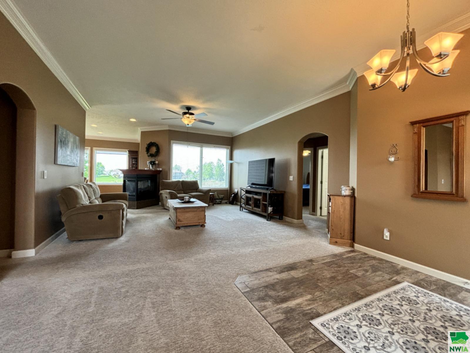 MLS #824740