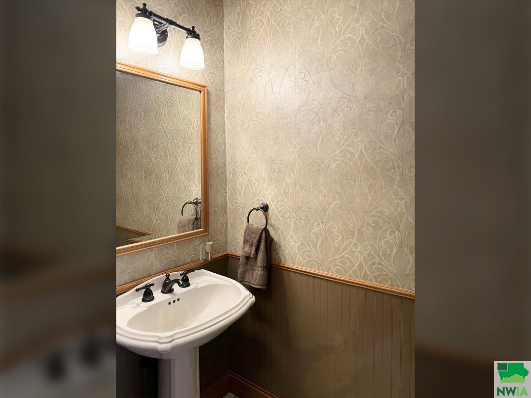 MLS #824770