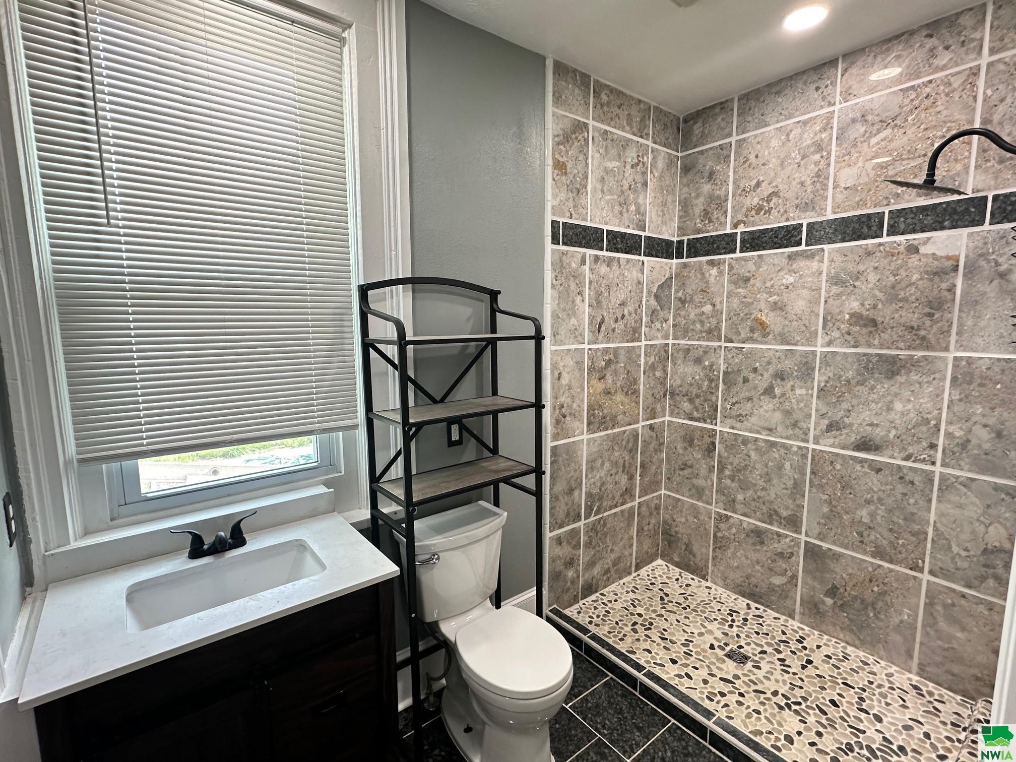 MLS #824810