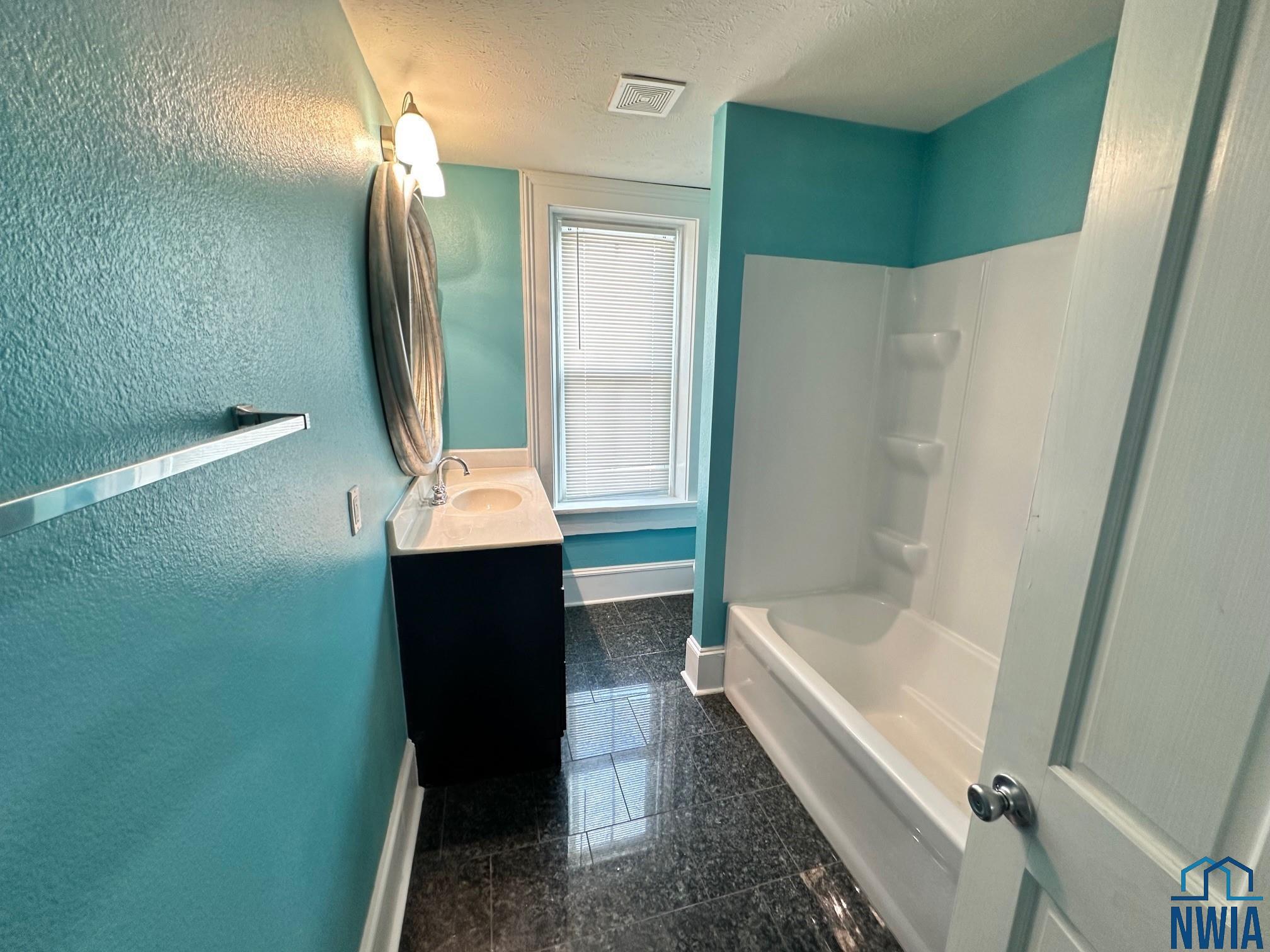 MLS #824810