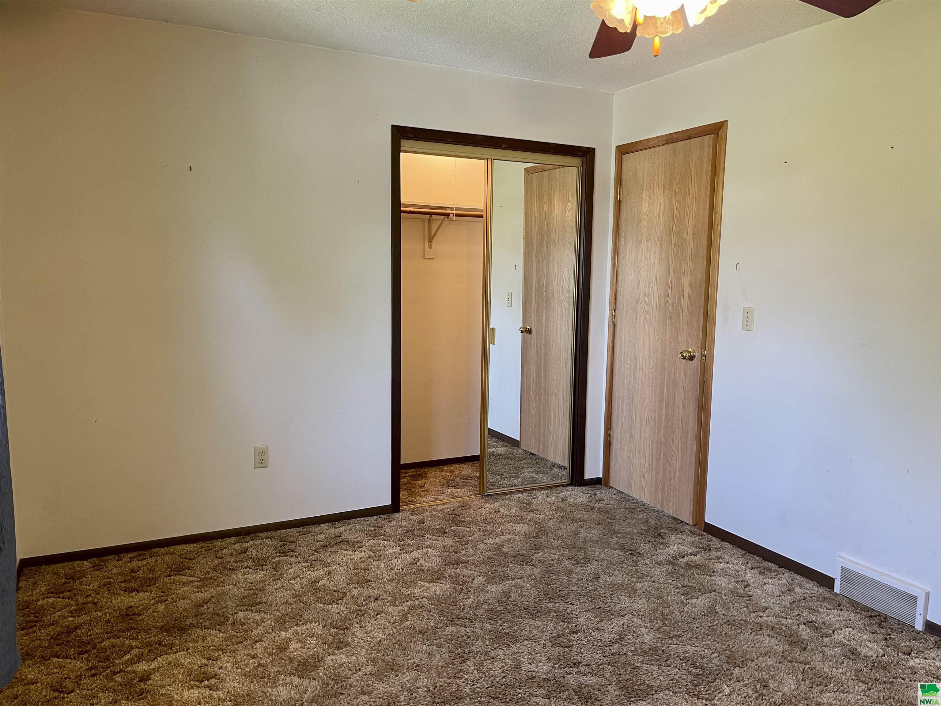 MLS #824840