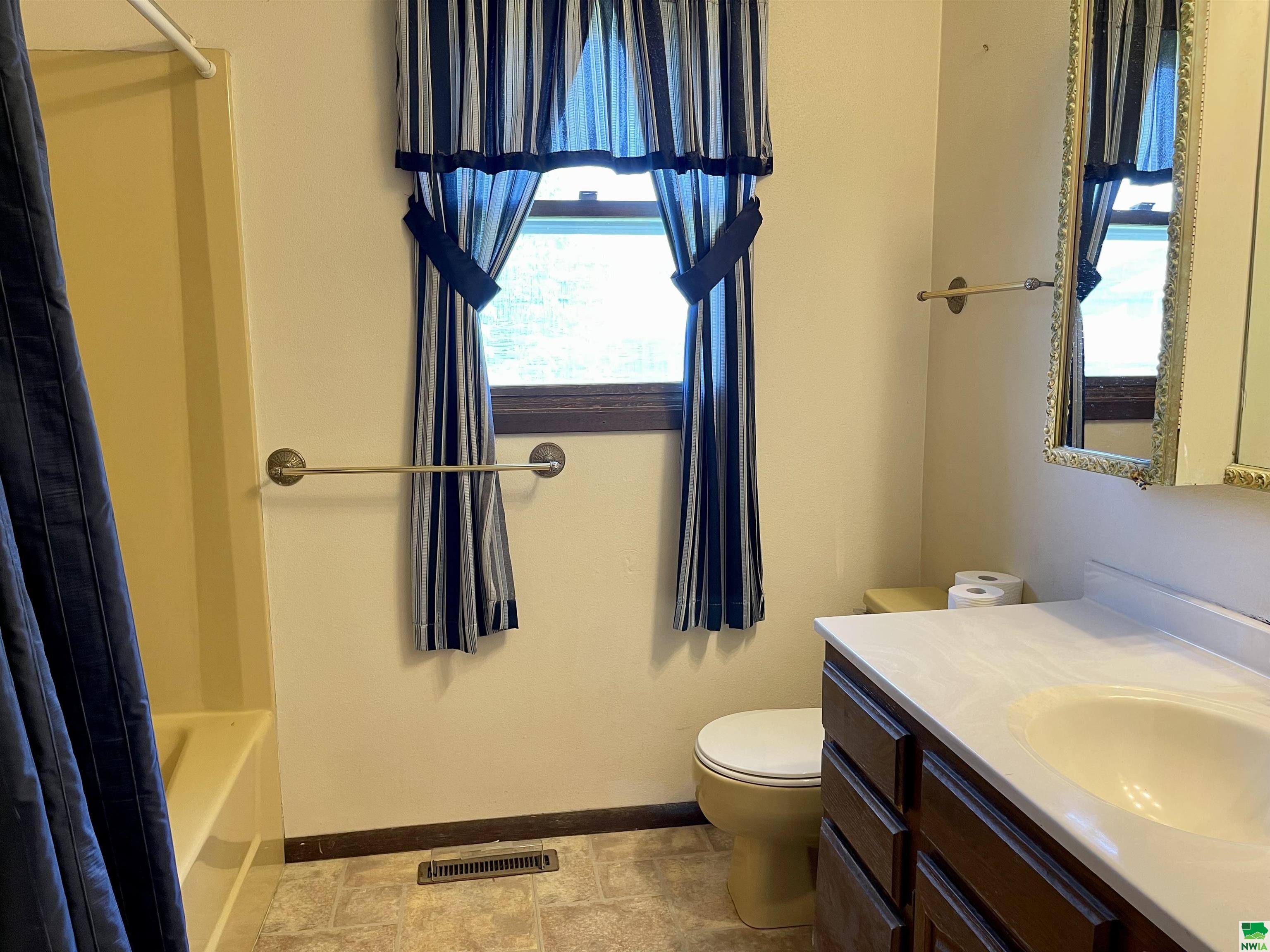 MLS #824840