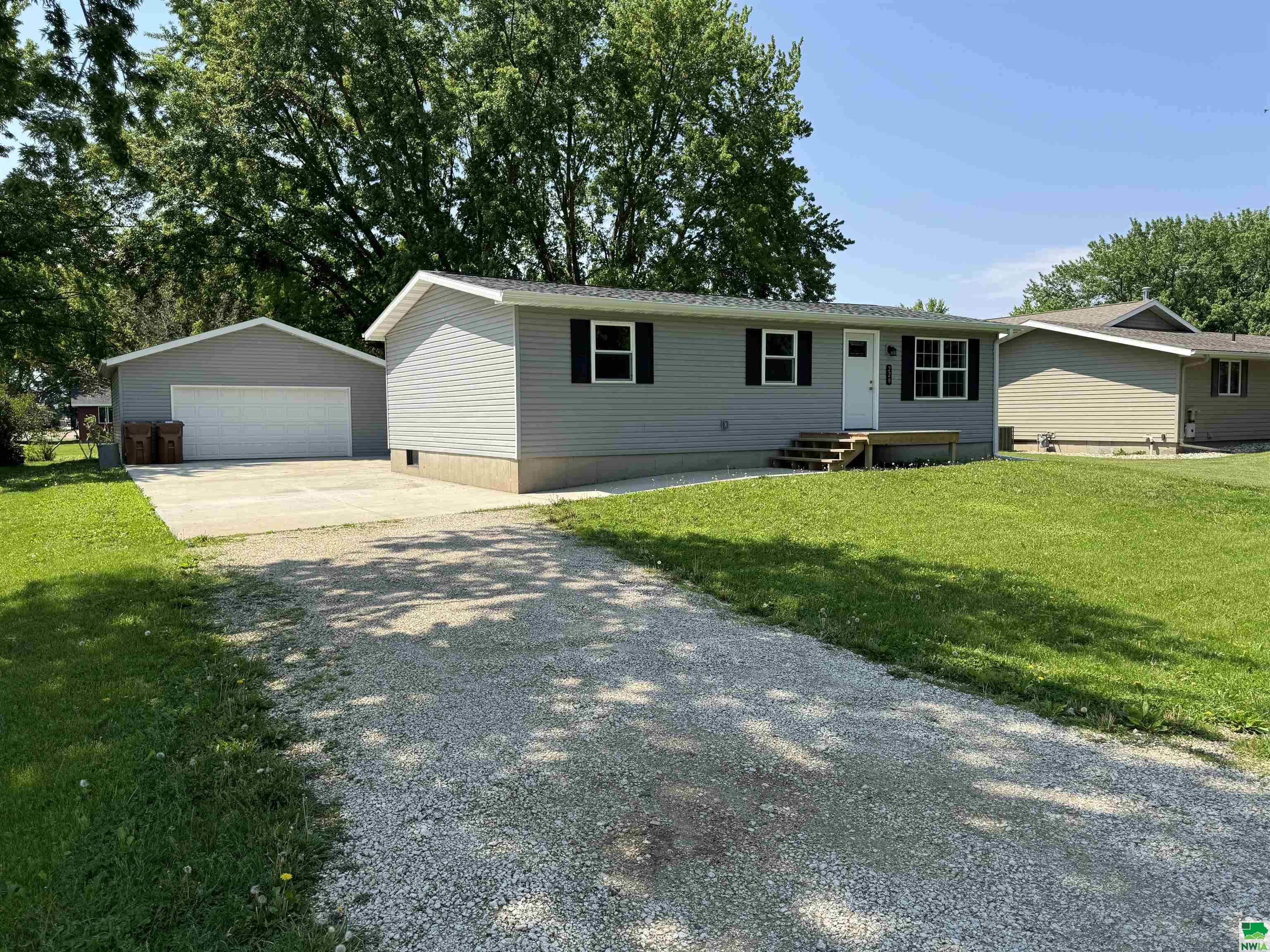 MLS #824862