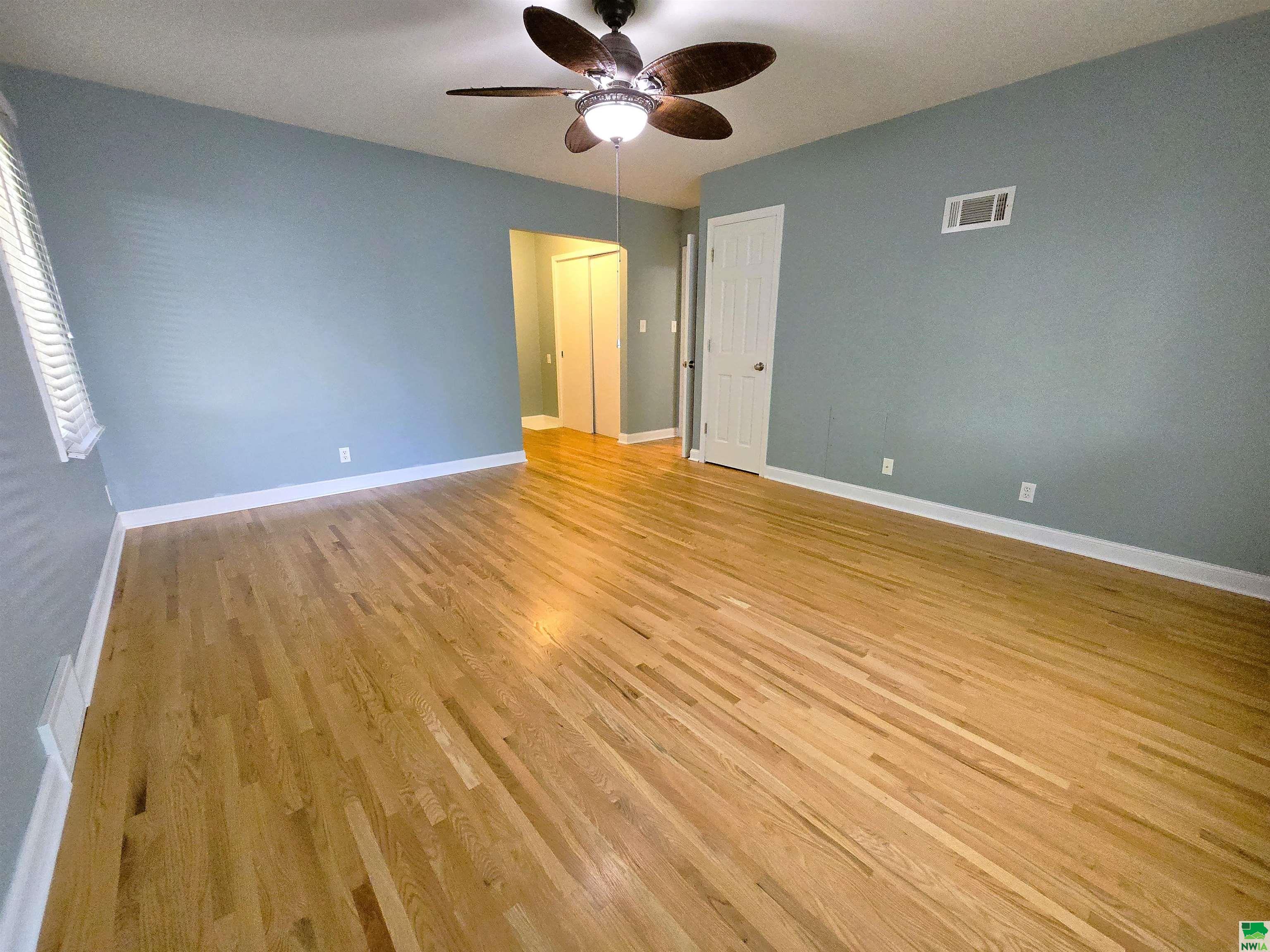 MLS #824892