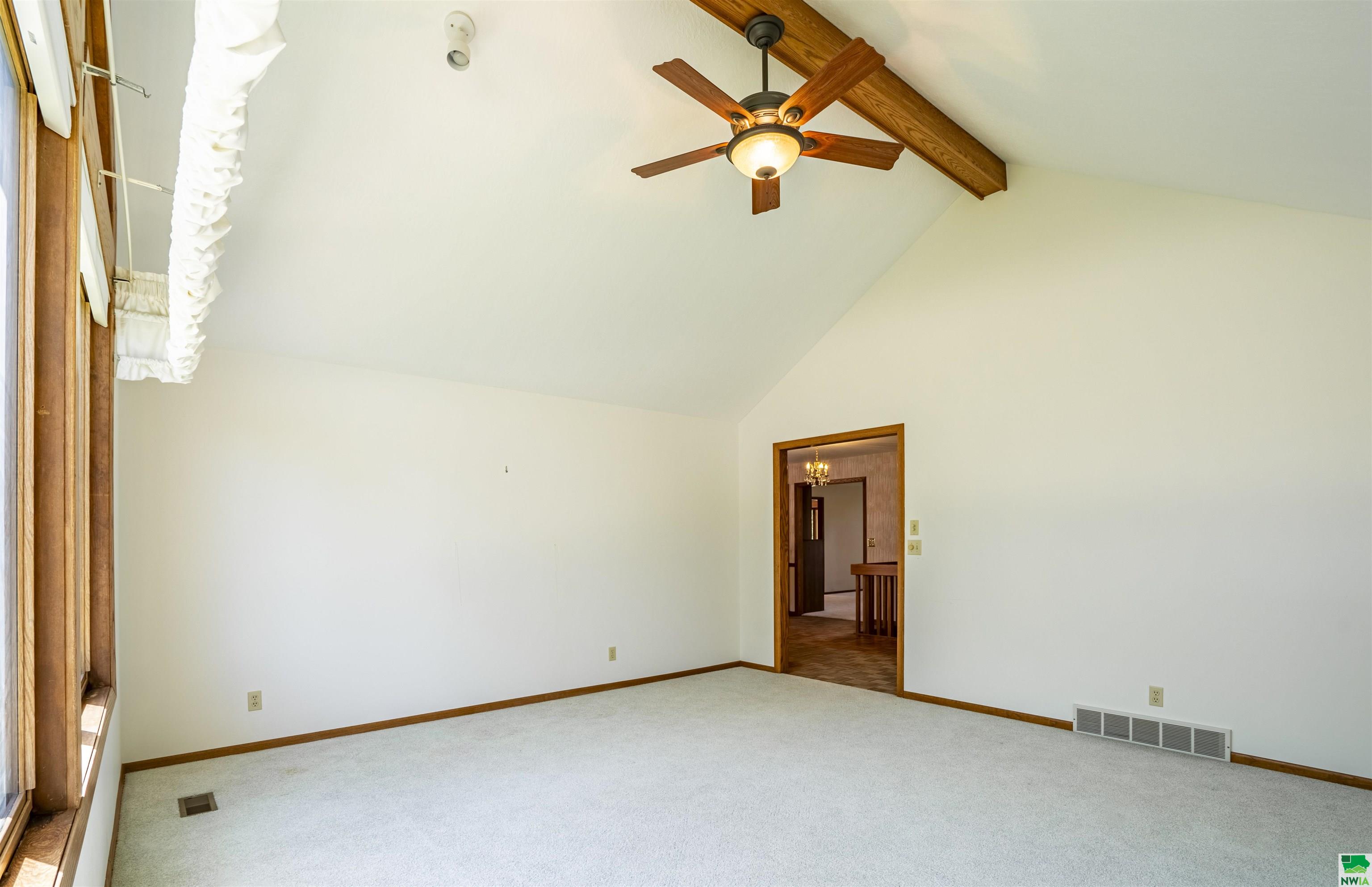 MLS #824895
