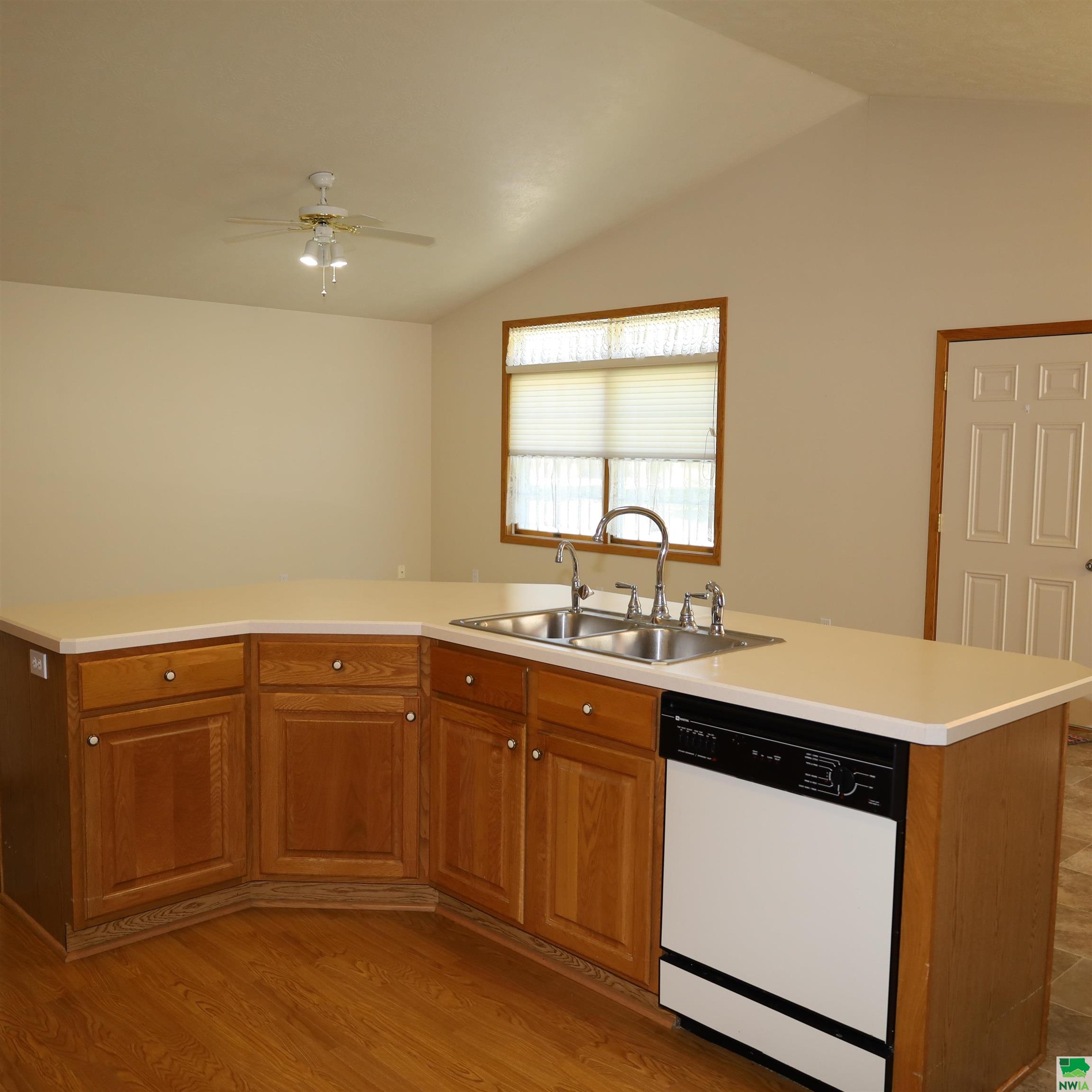 MLS #824979