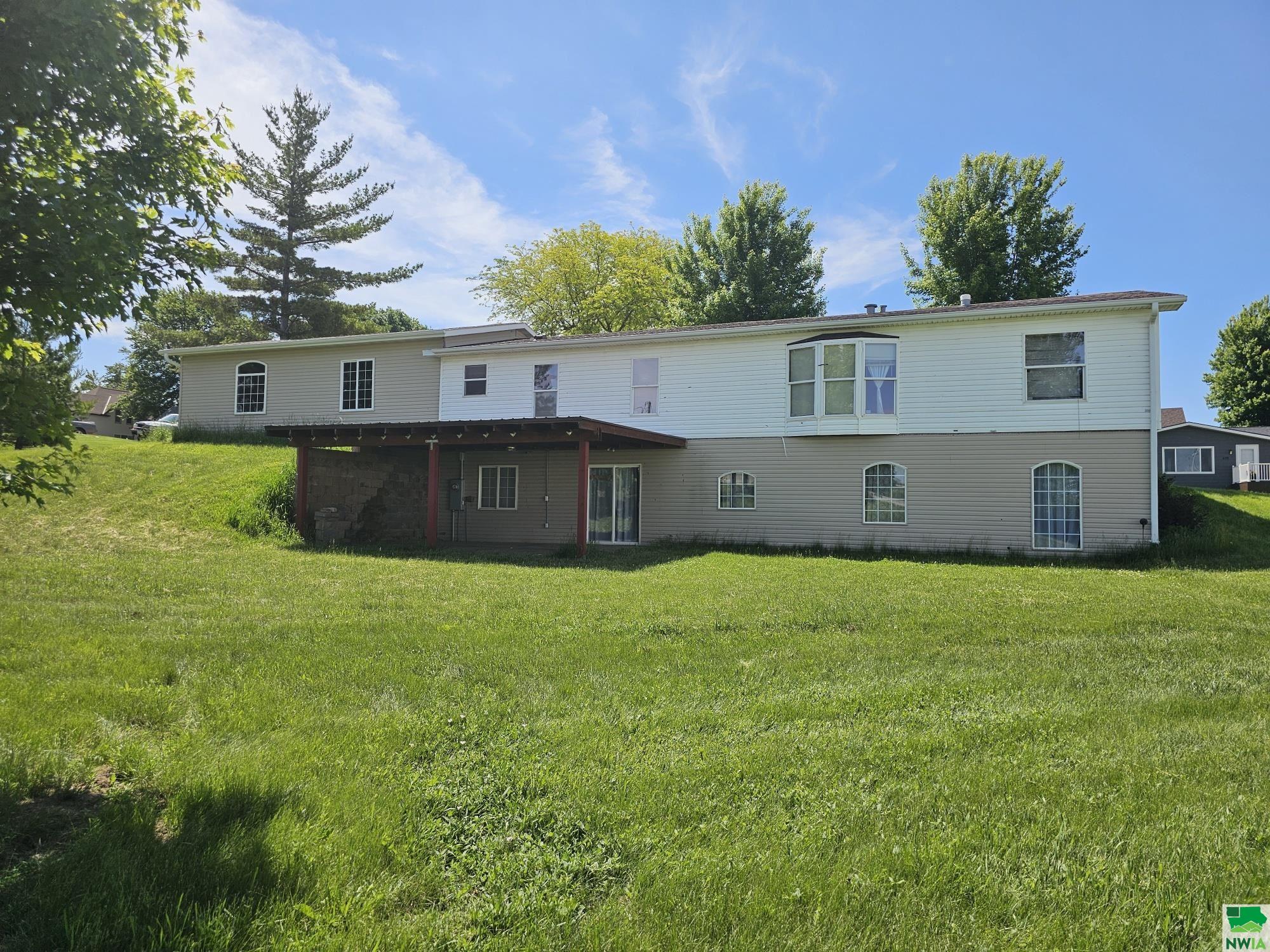 MLS #825000