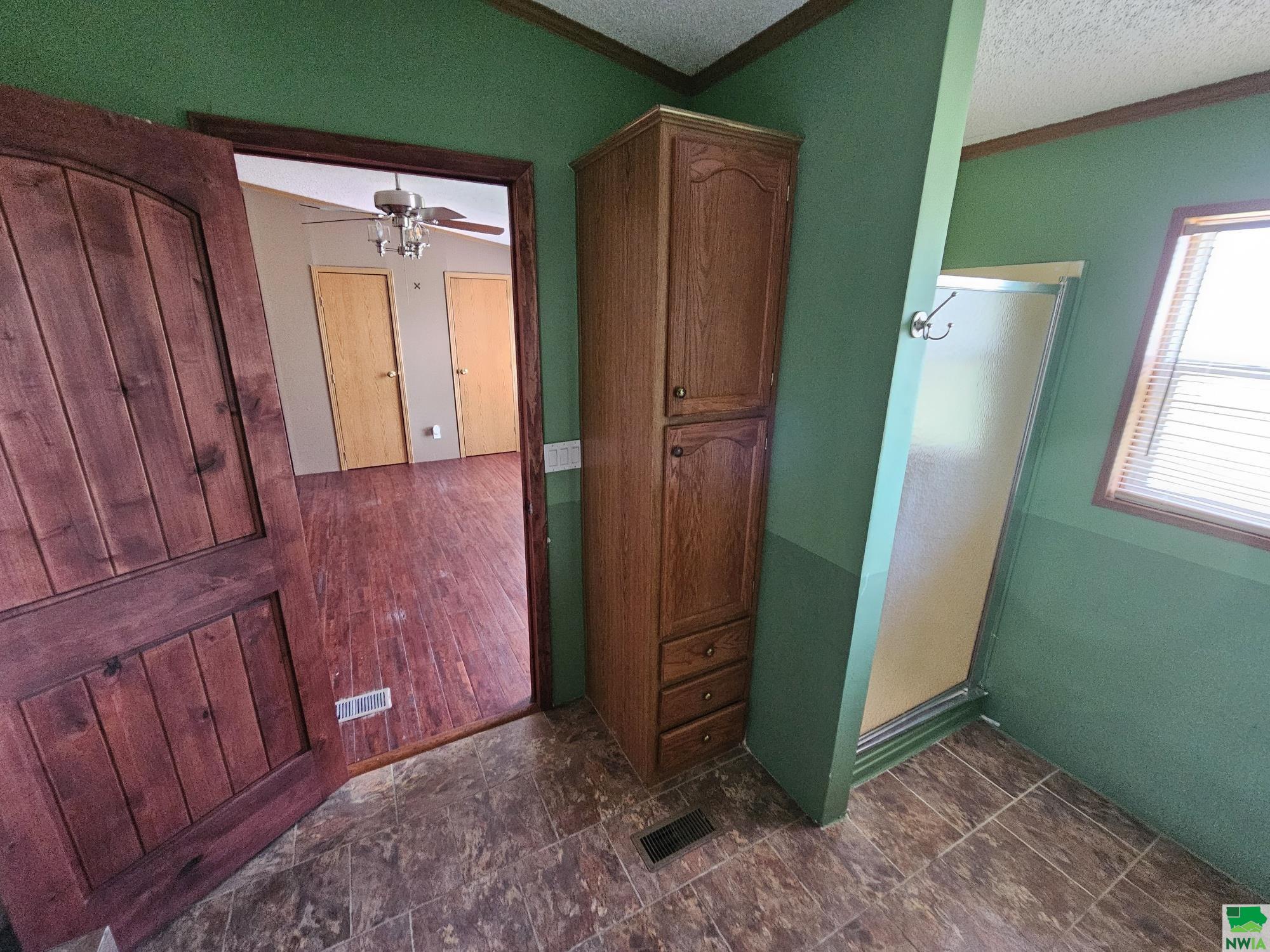 MLS #825000