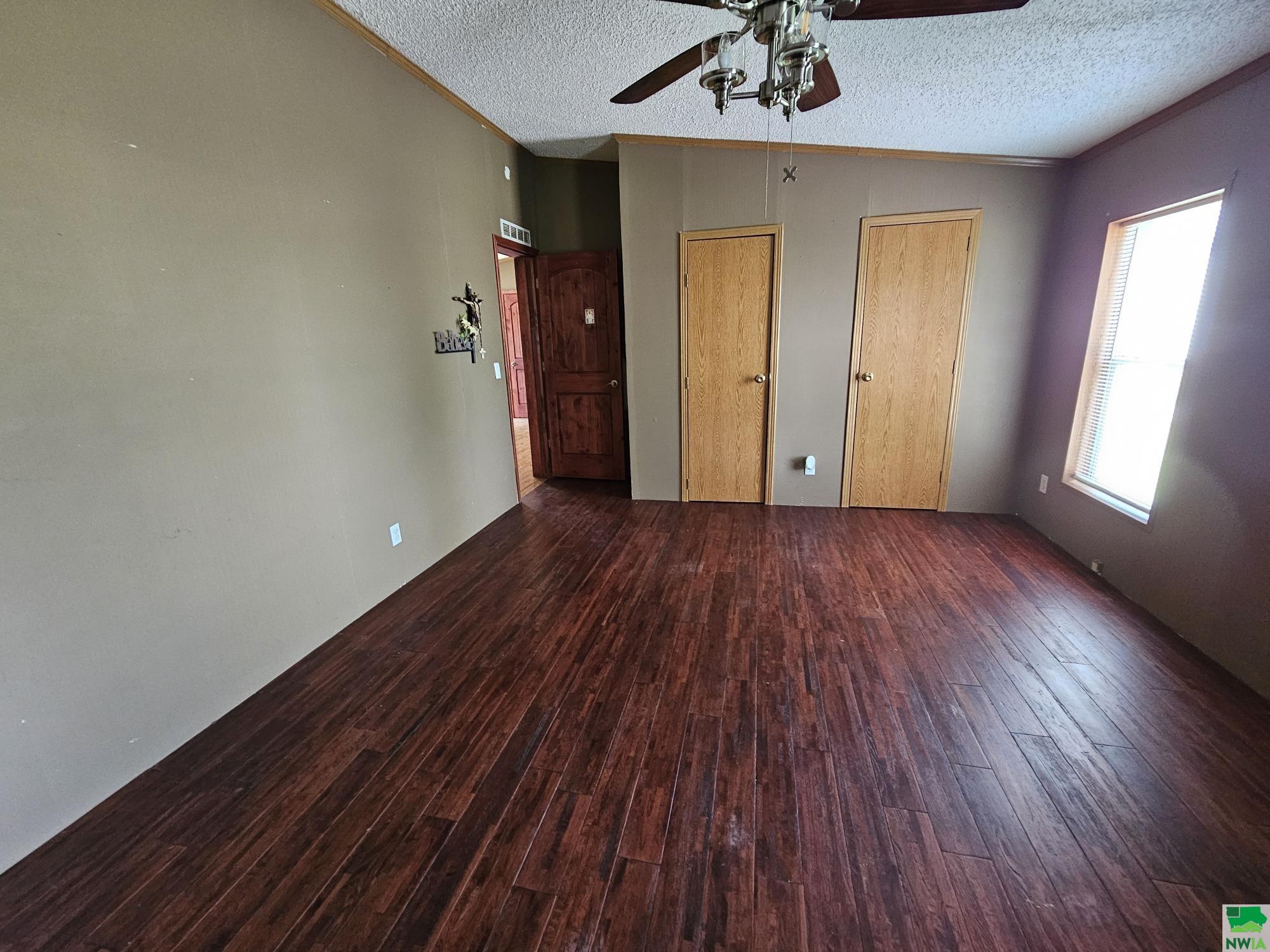 MLS #825000