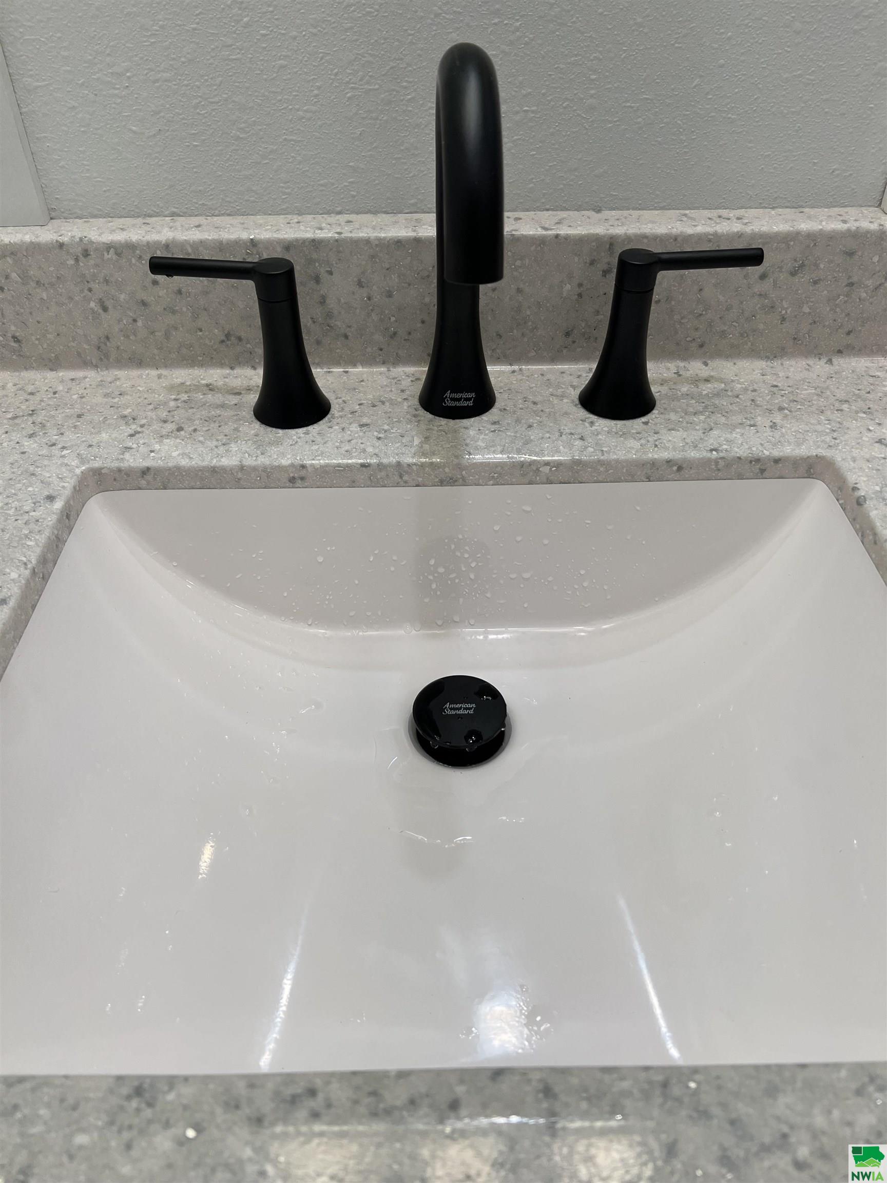 MLS #825015