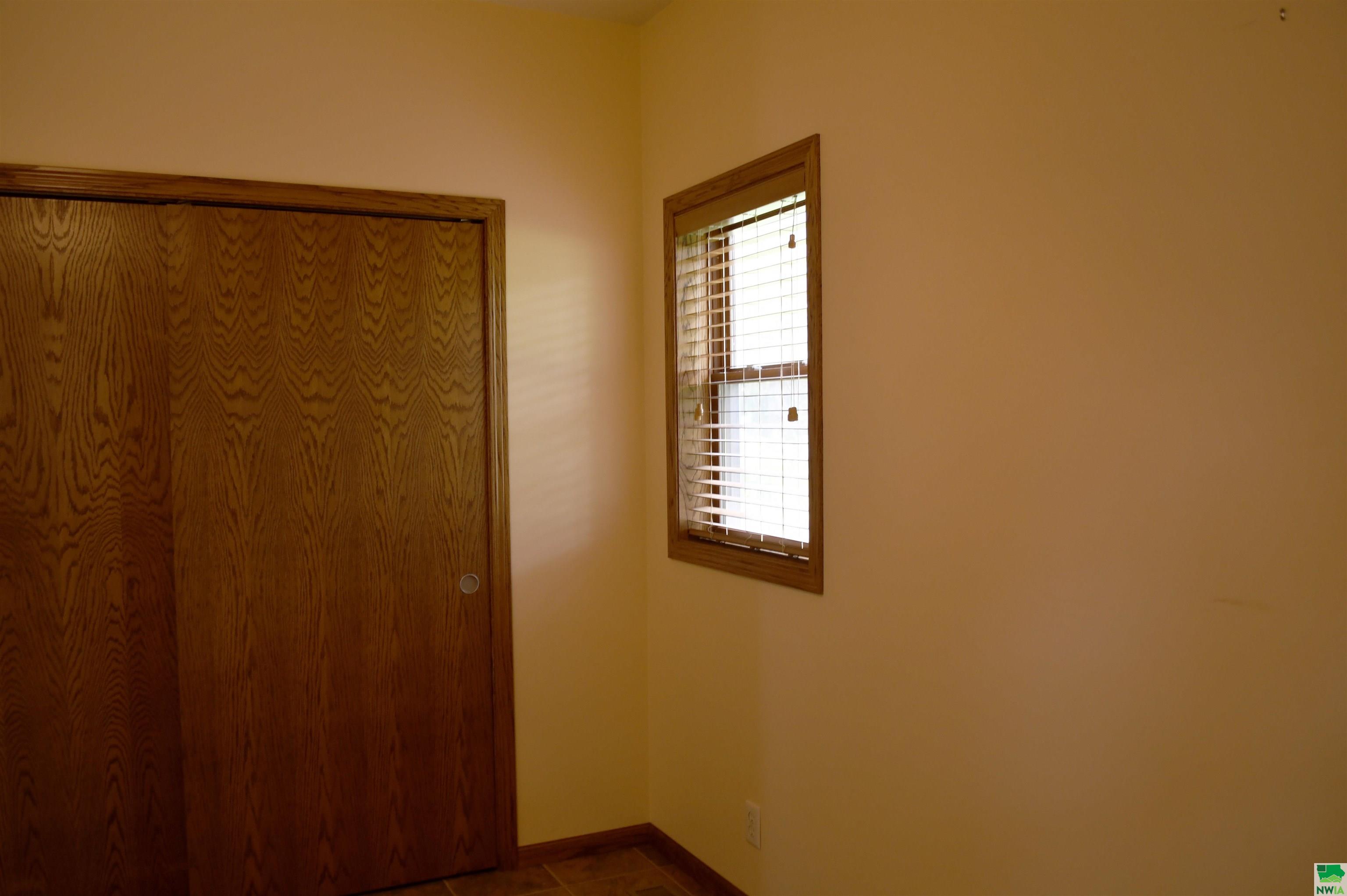 MLS #825016