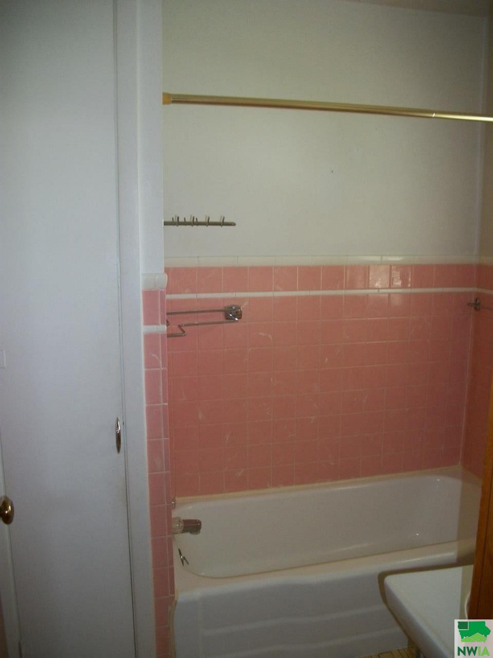 MLS #825037