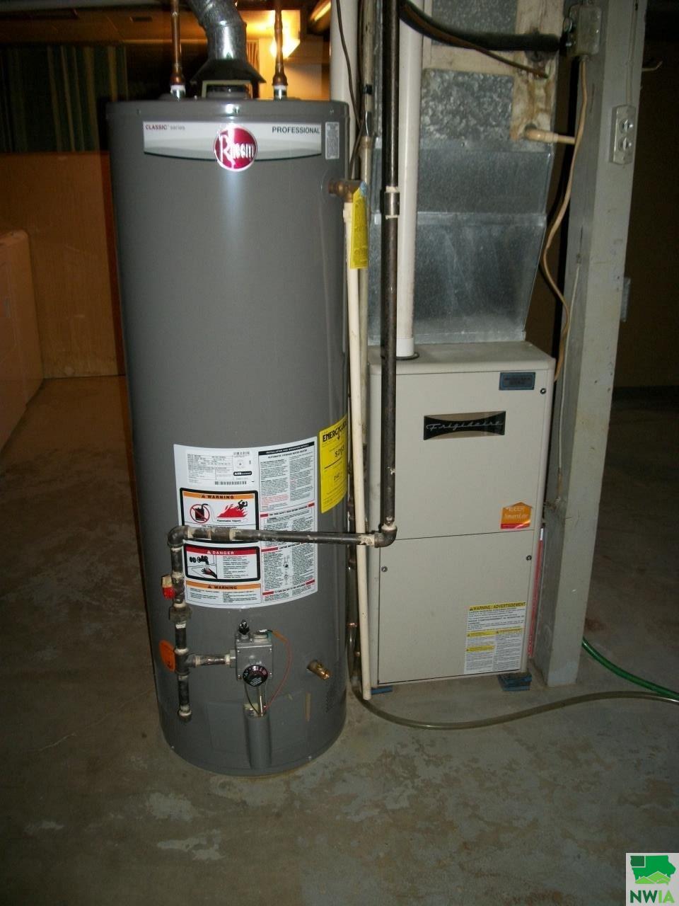 MLS #825037