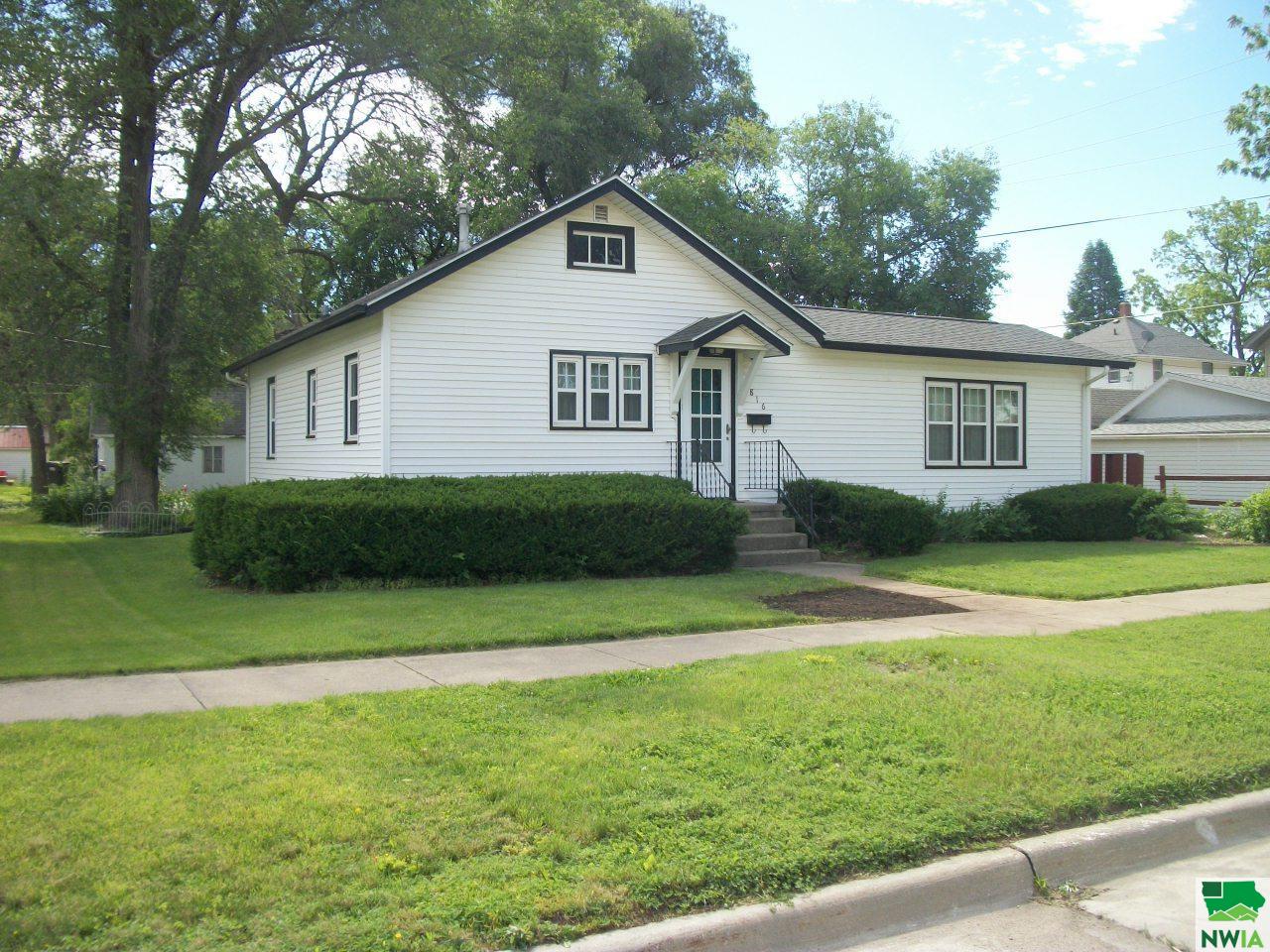 MLS #825037