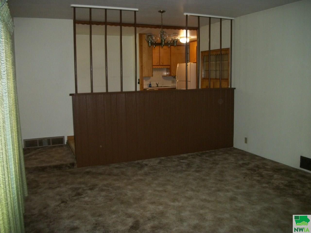 MLS #825037