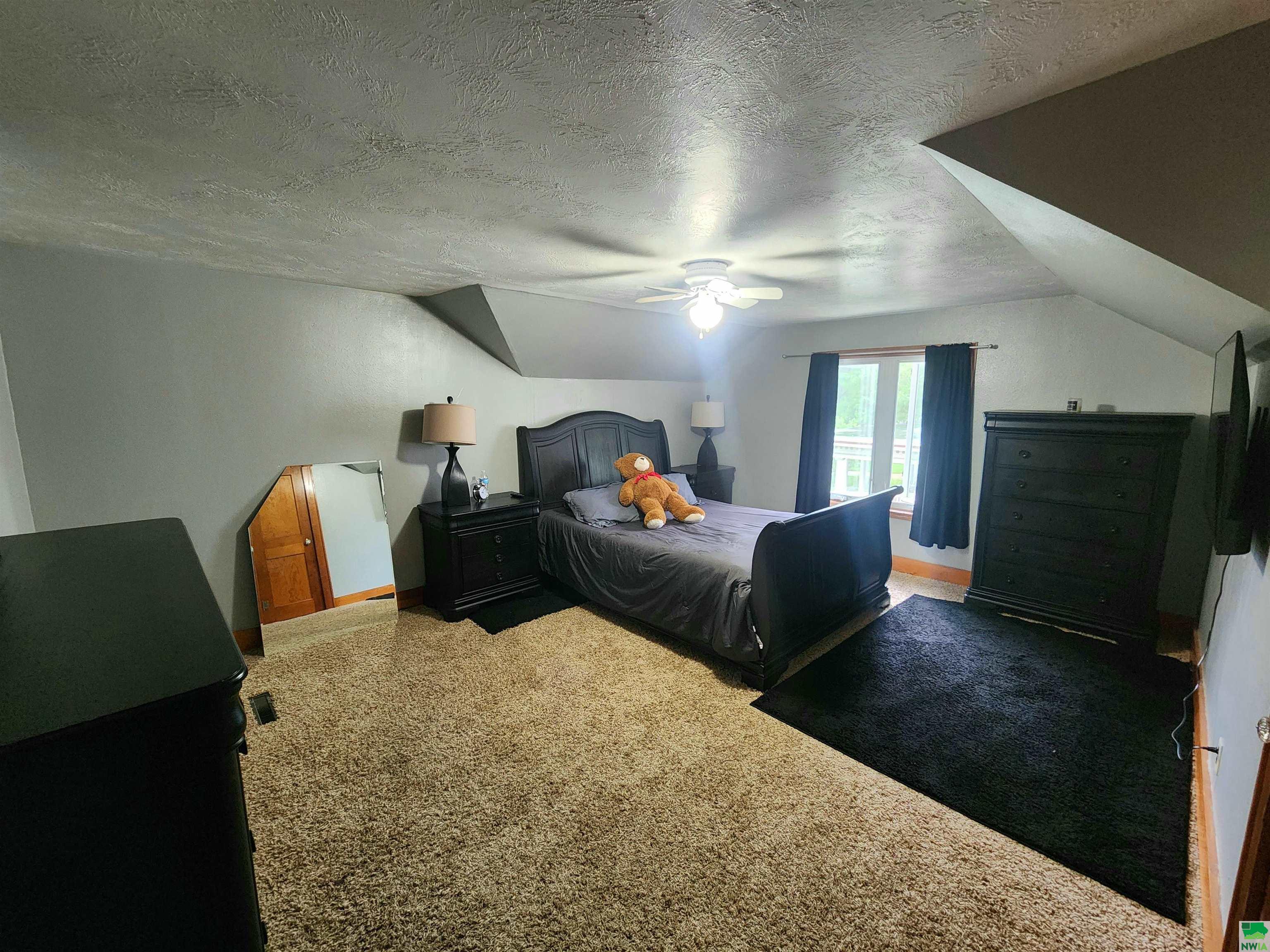 MLS #825038