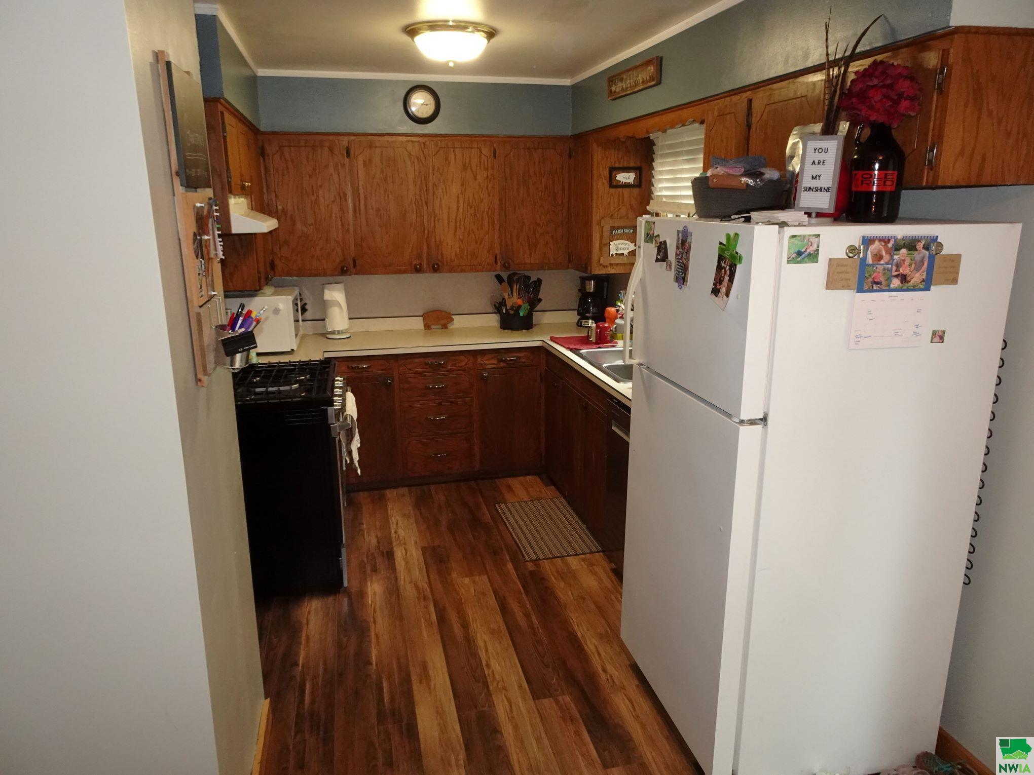 MLS #825049
