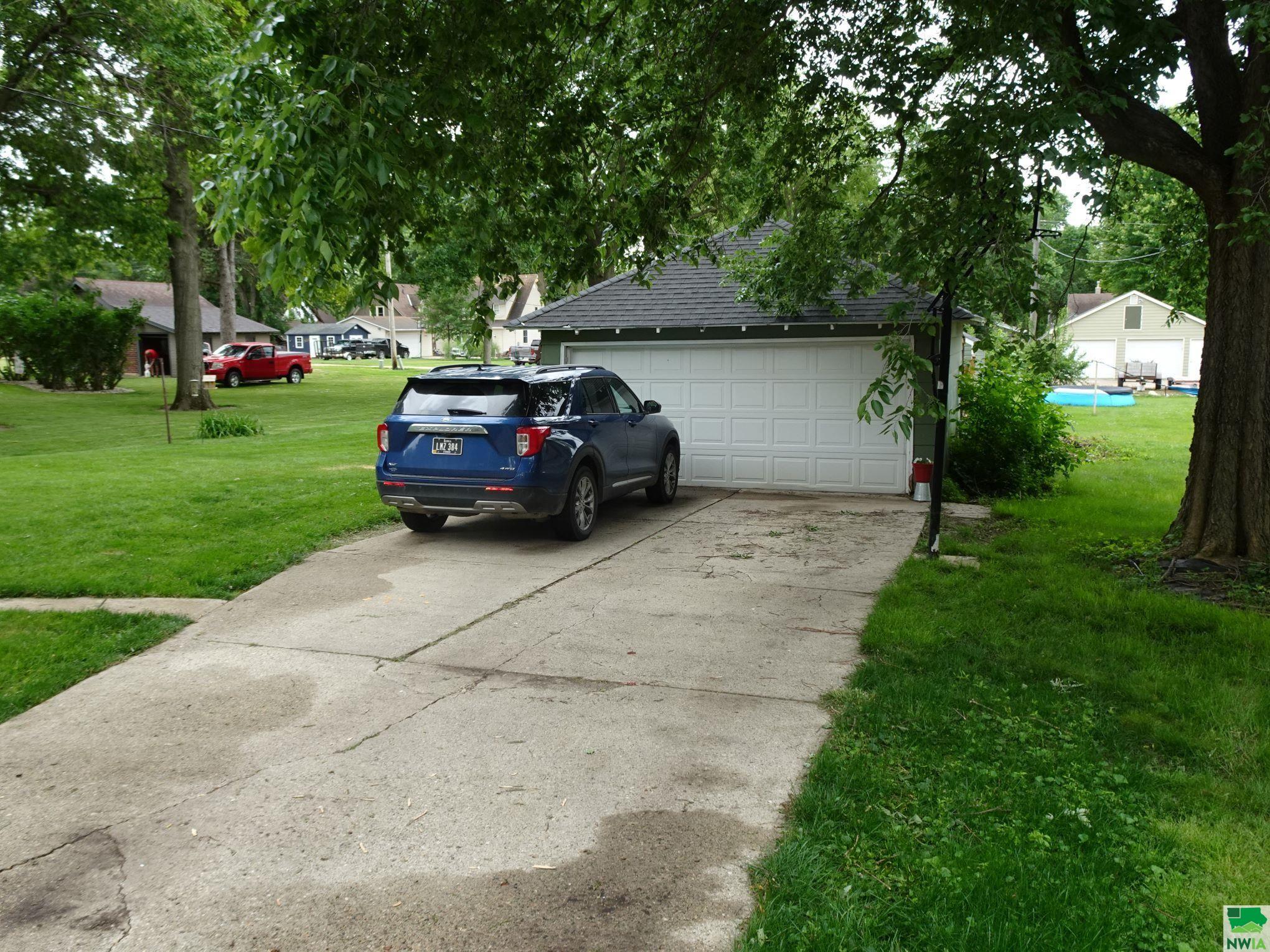 MLS #825049