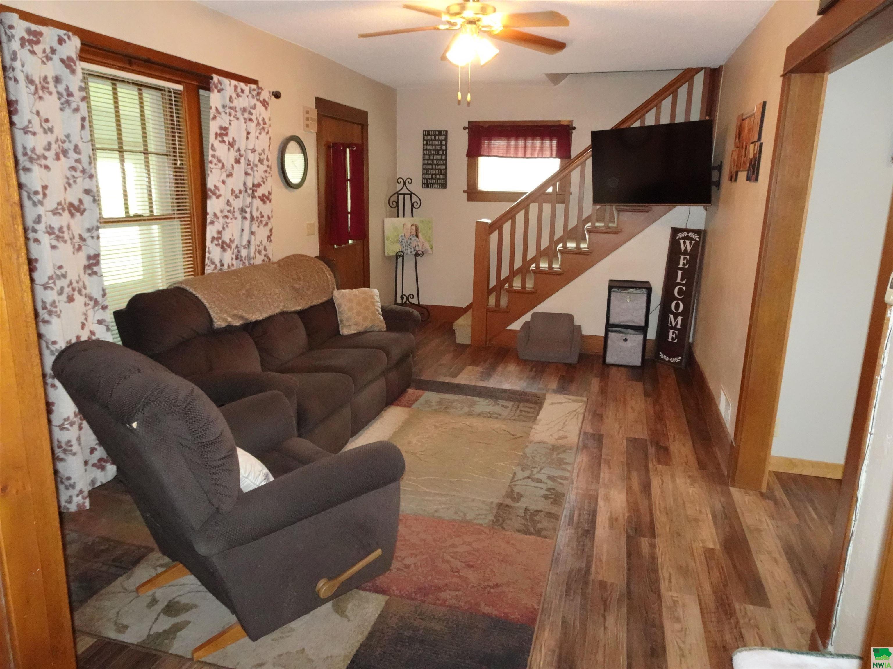 MLS #825049