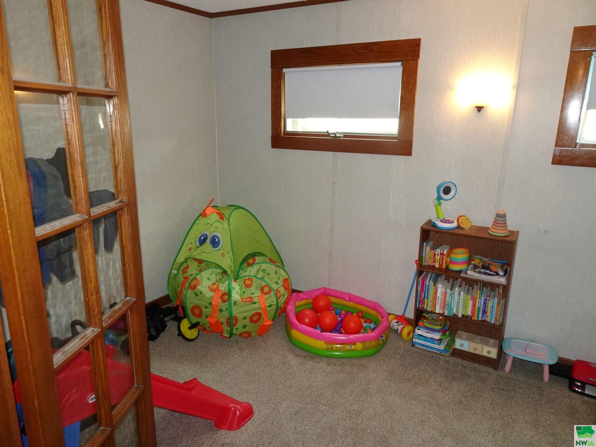 MLS #825049