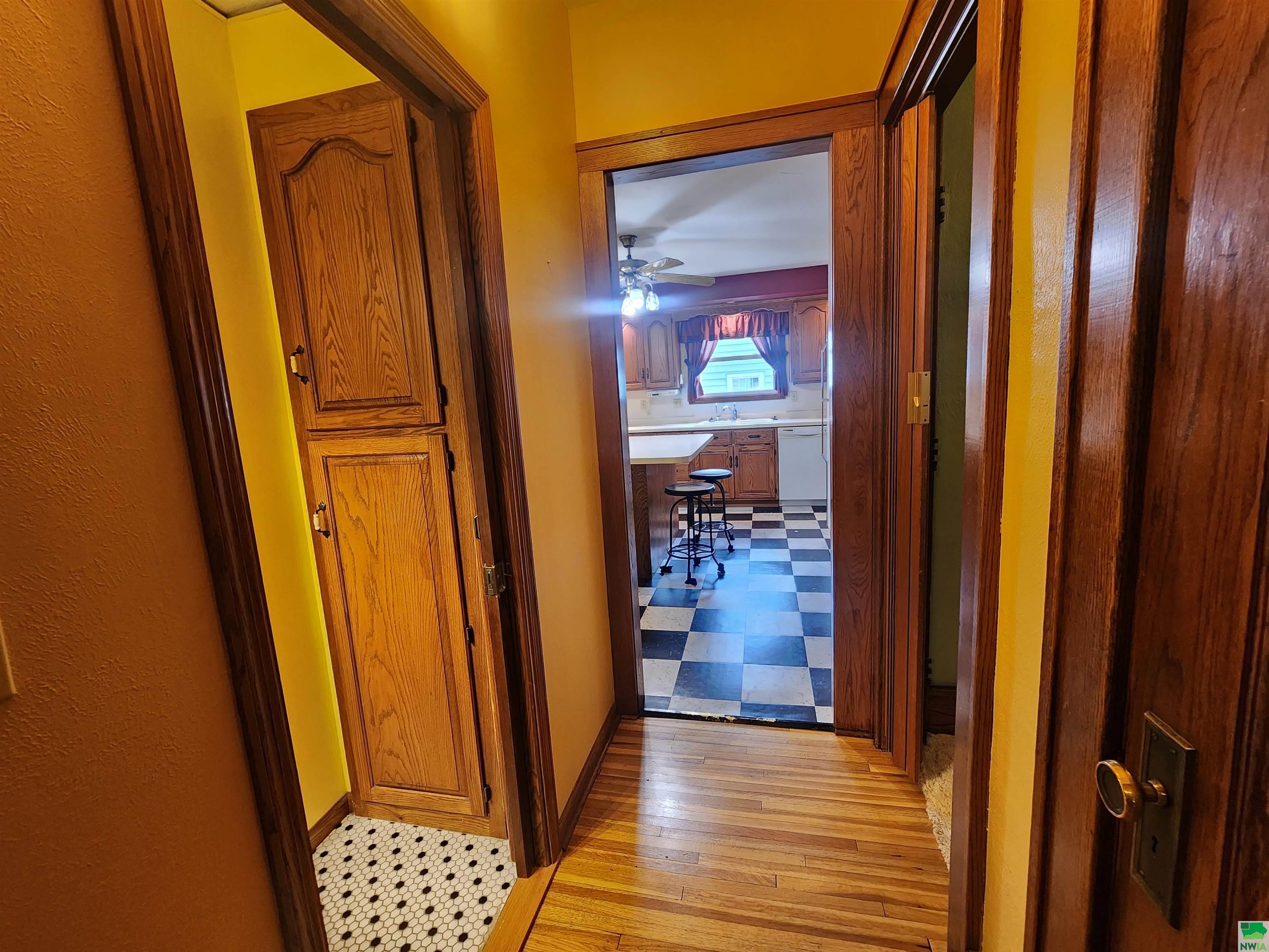 MLS #825053