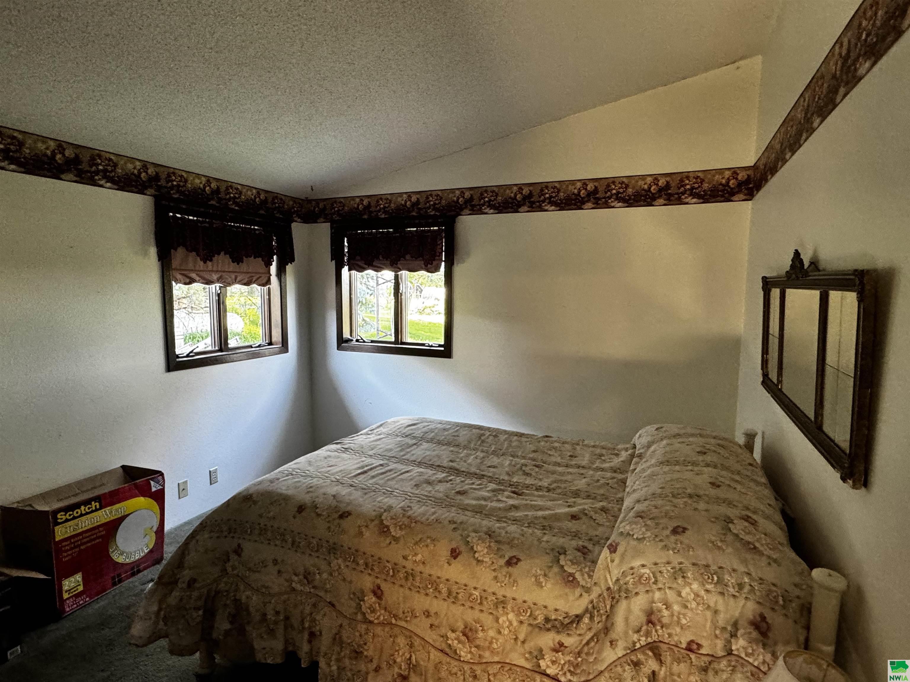MLS #825094