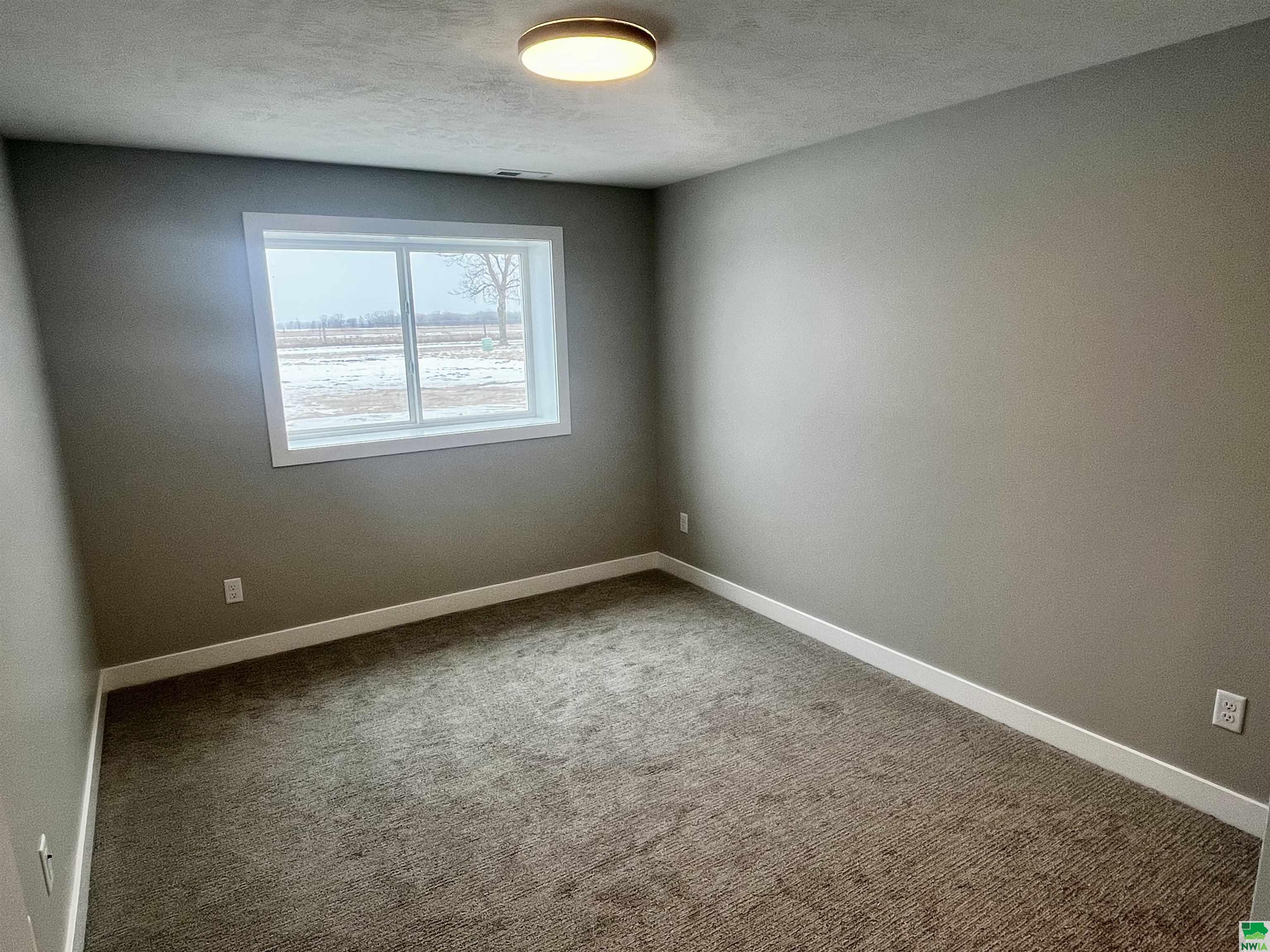 MLS #825103