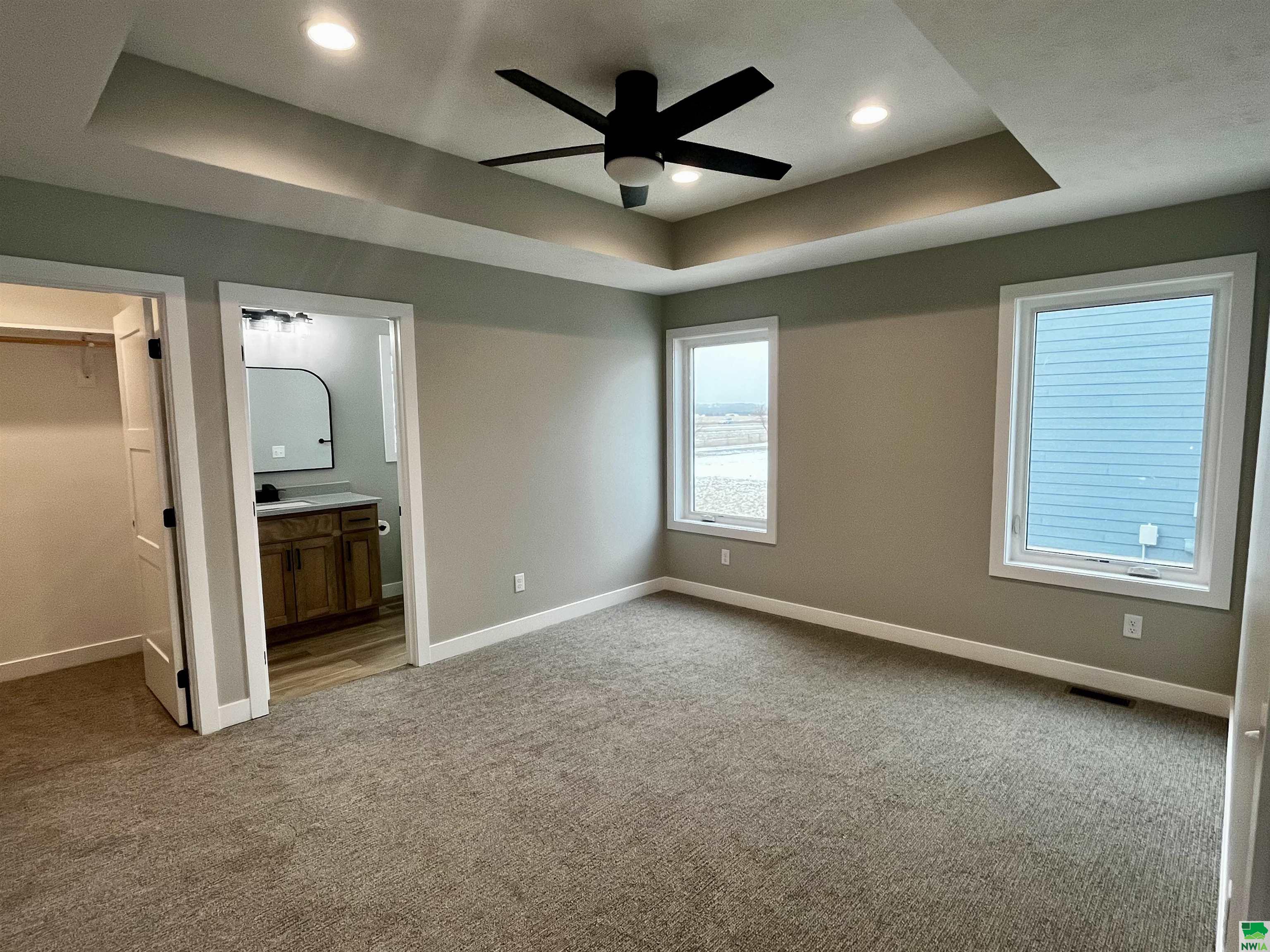 MLS #825103