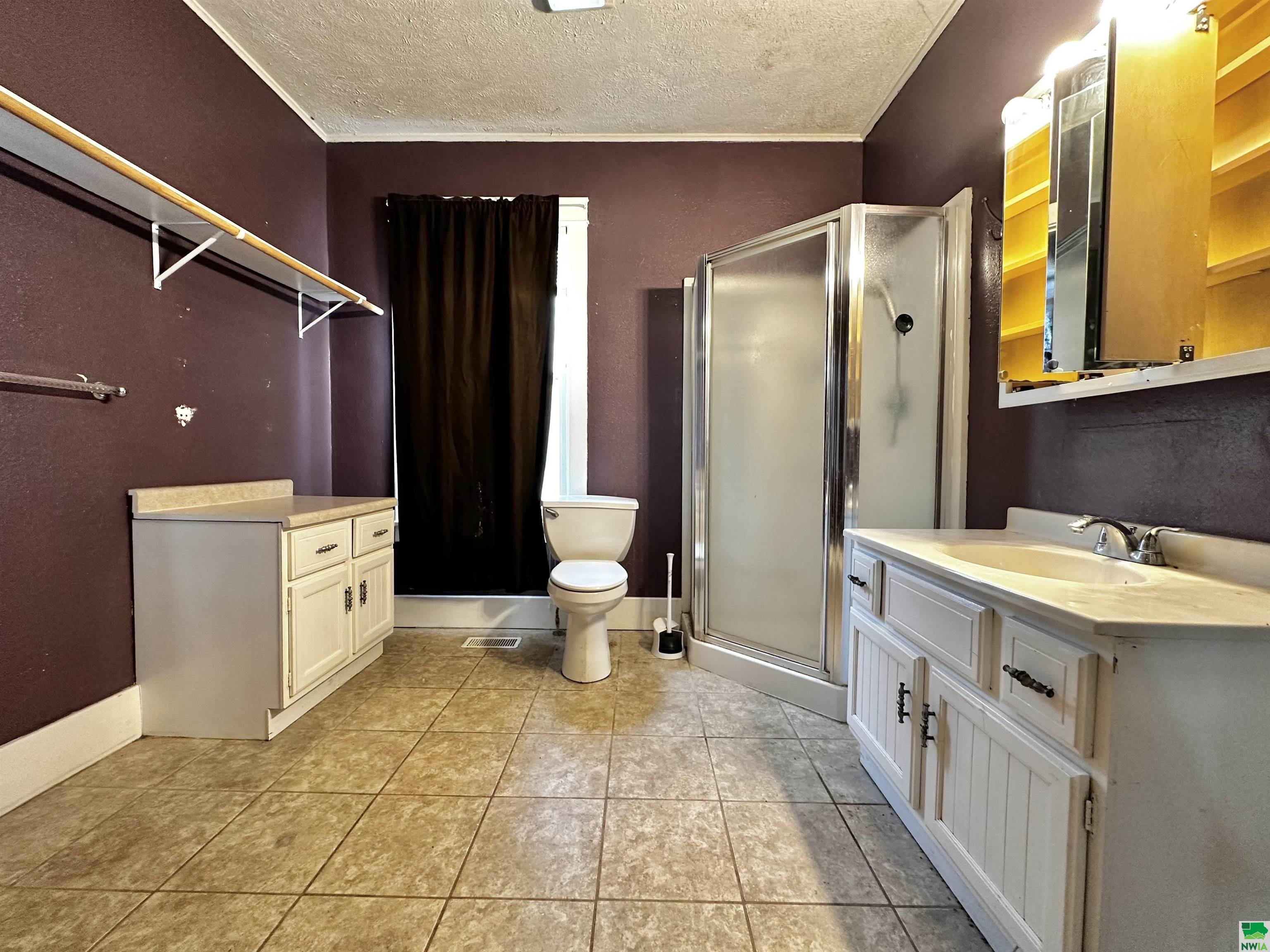 MLS #825111