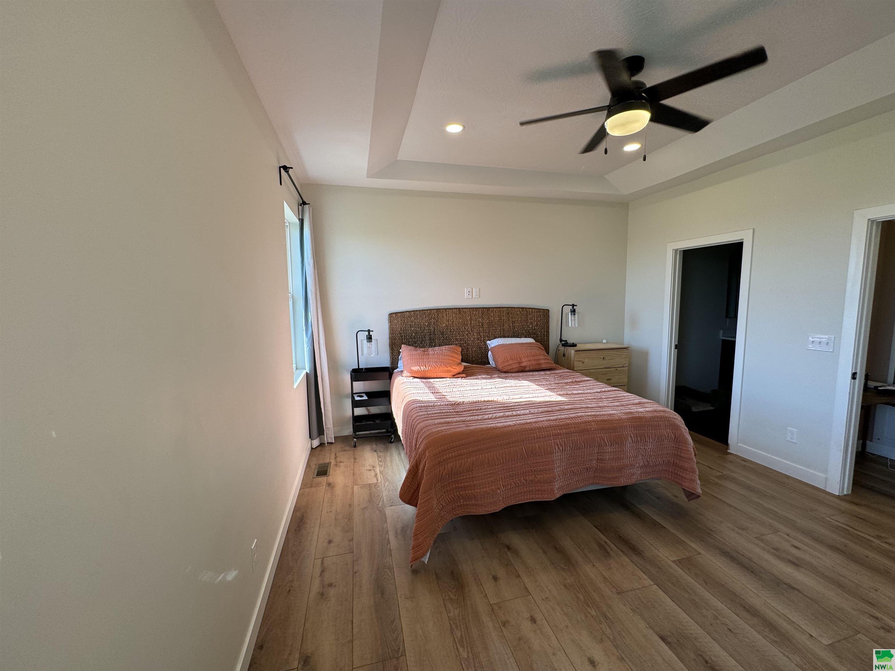 MLS #825116