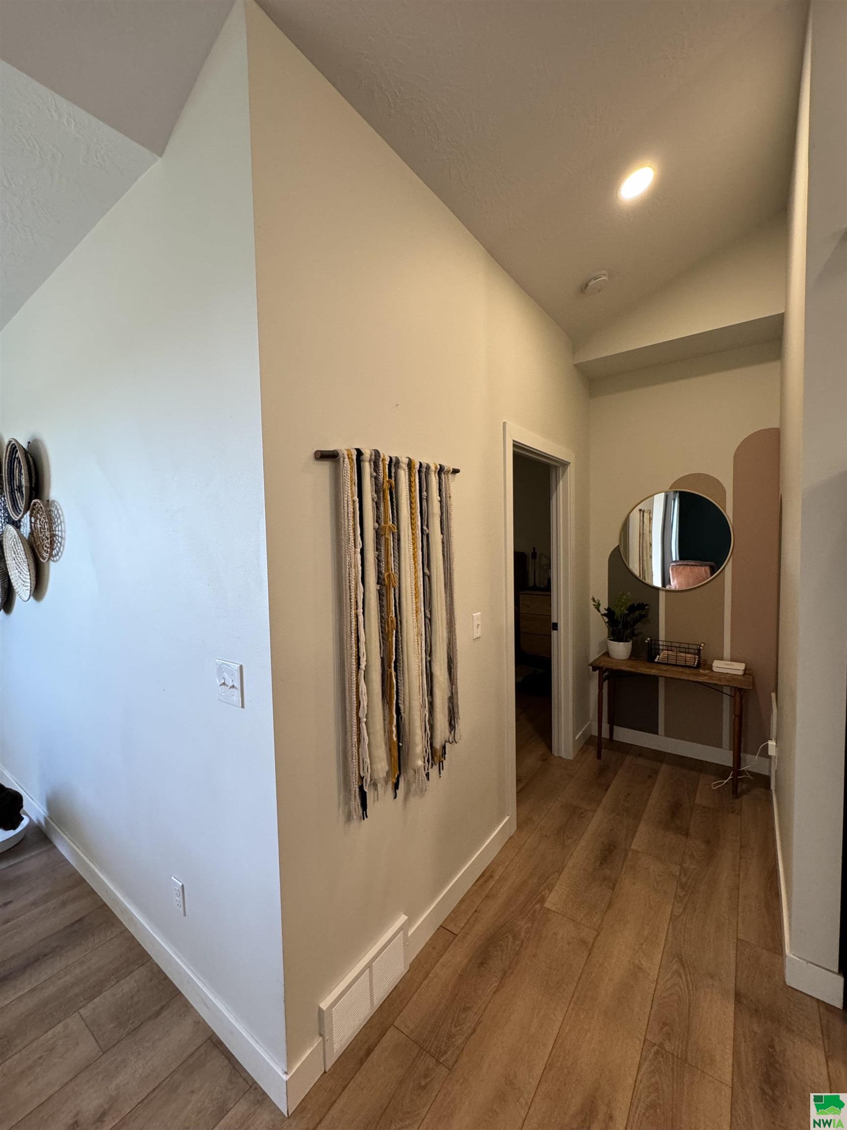 MLS #825116