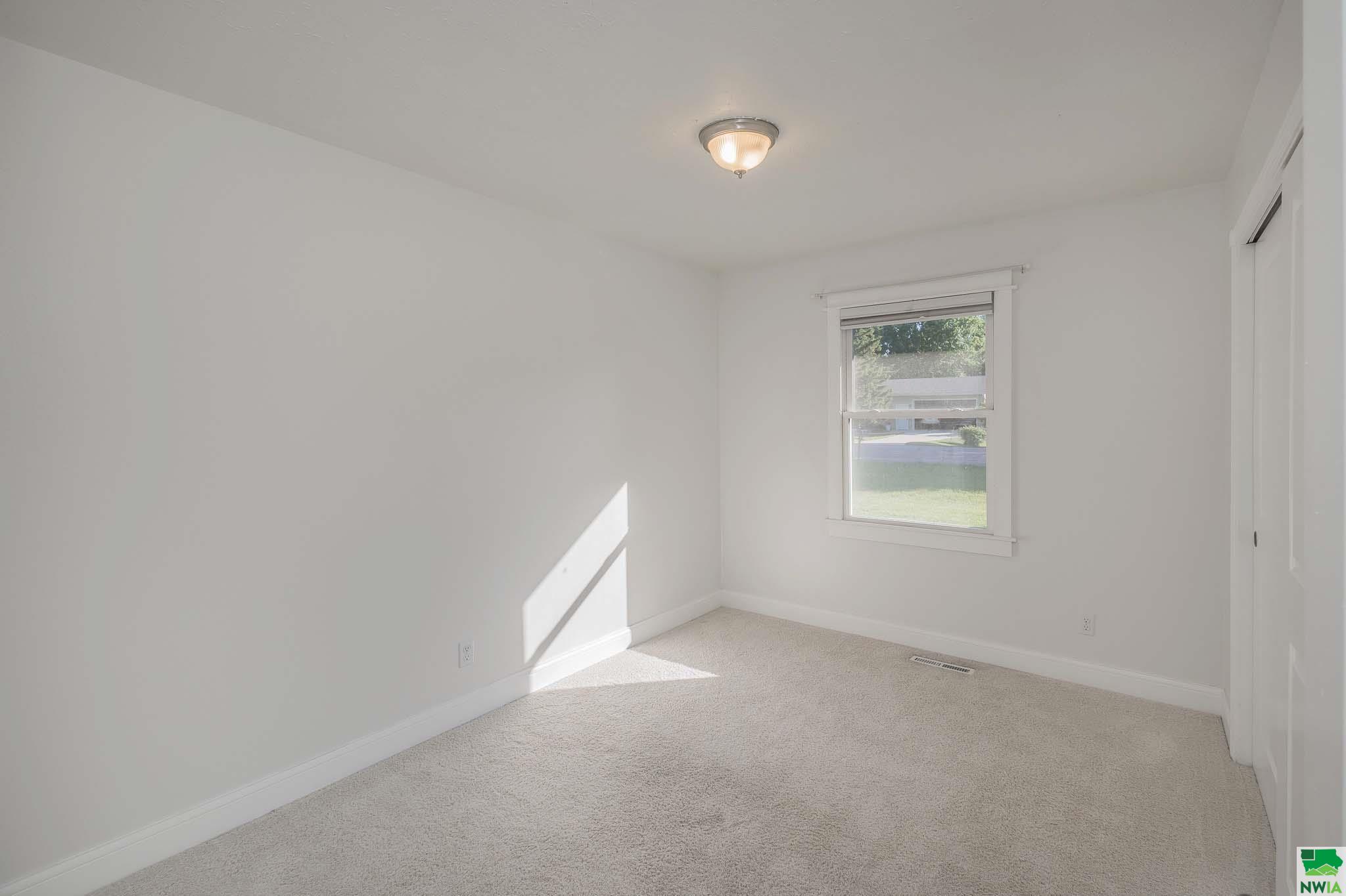 MLS #825120