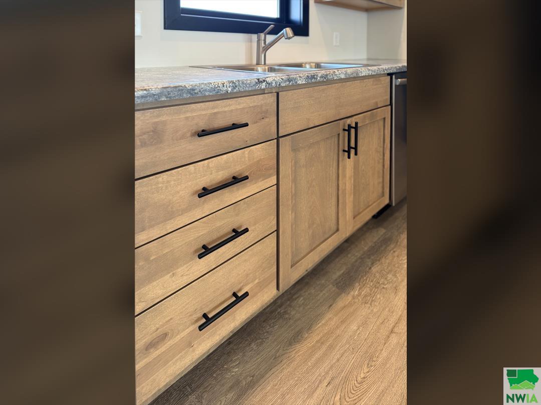 MLS #825143