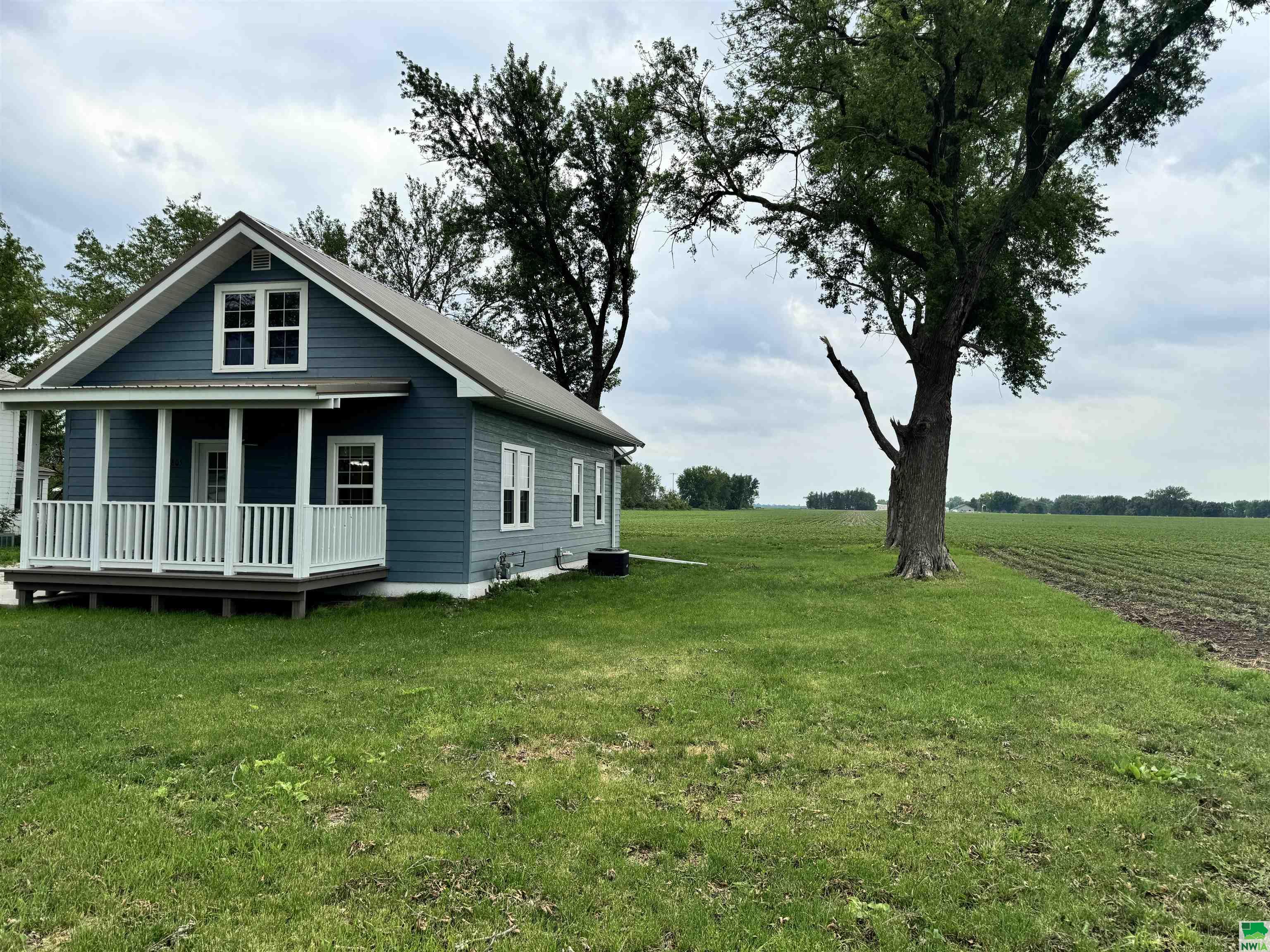 MLS #825150