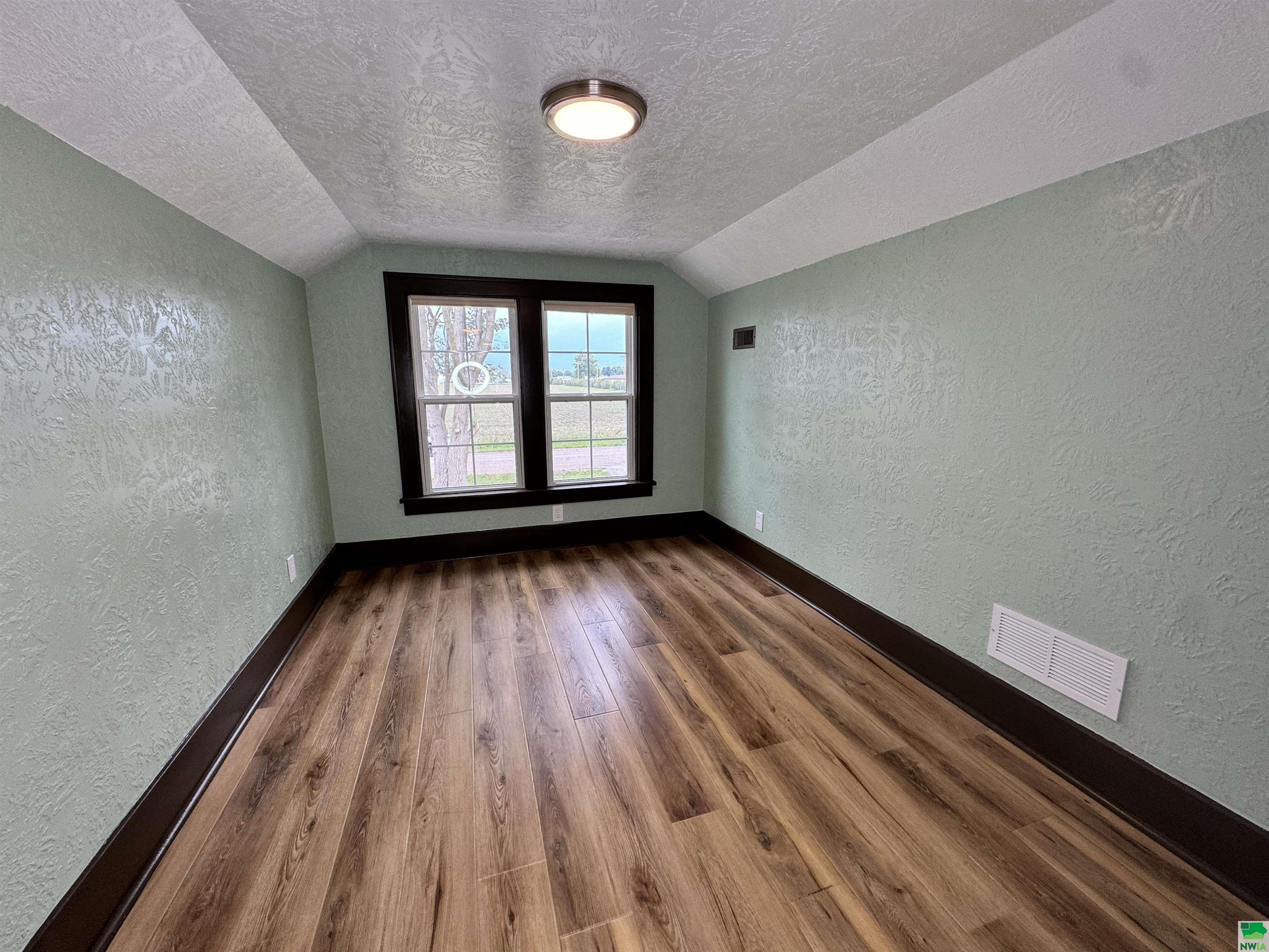 MLS #825150